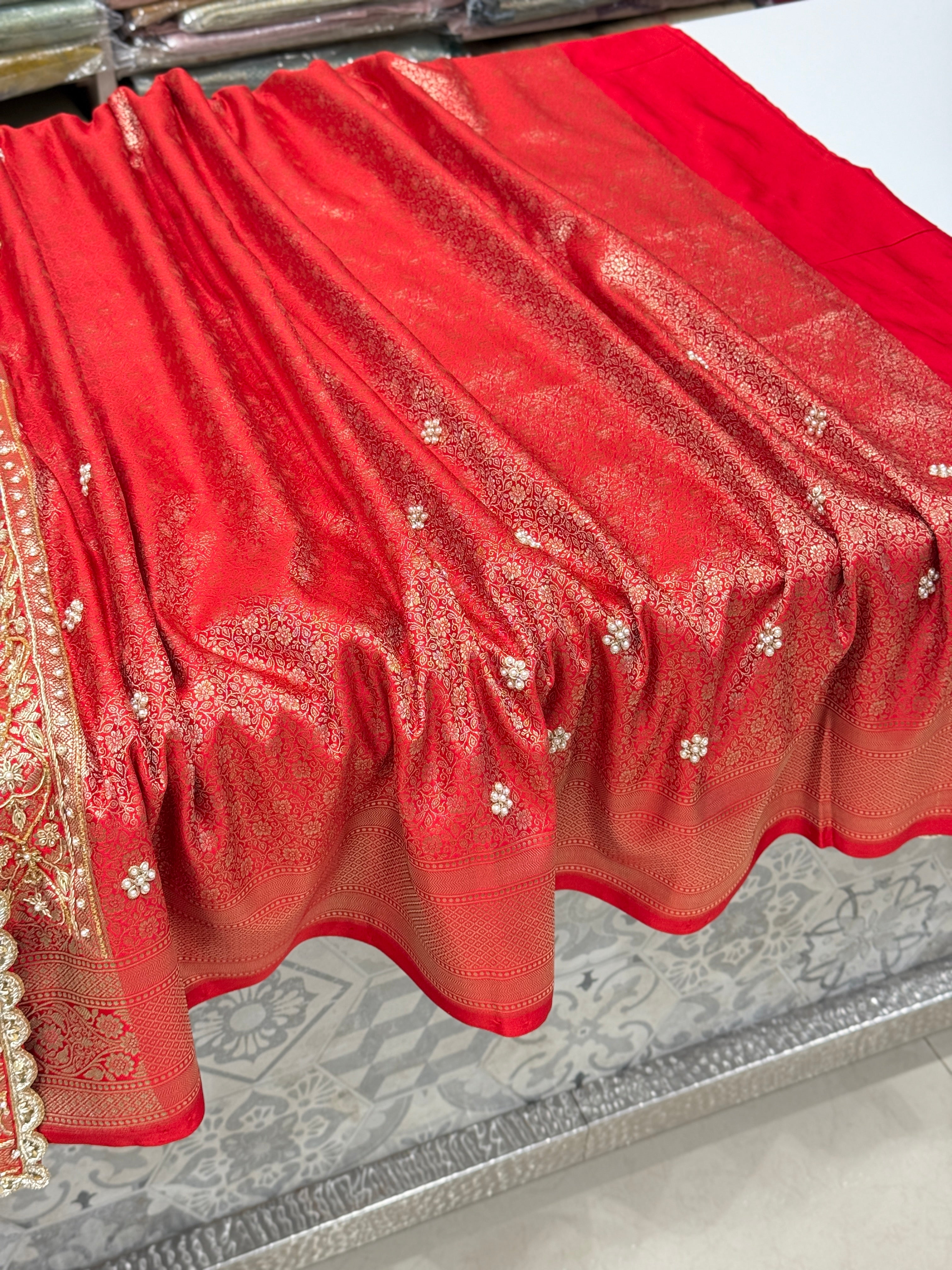 Red Small Jaal Banarasi Zardosi Embroidery Saree
