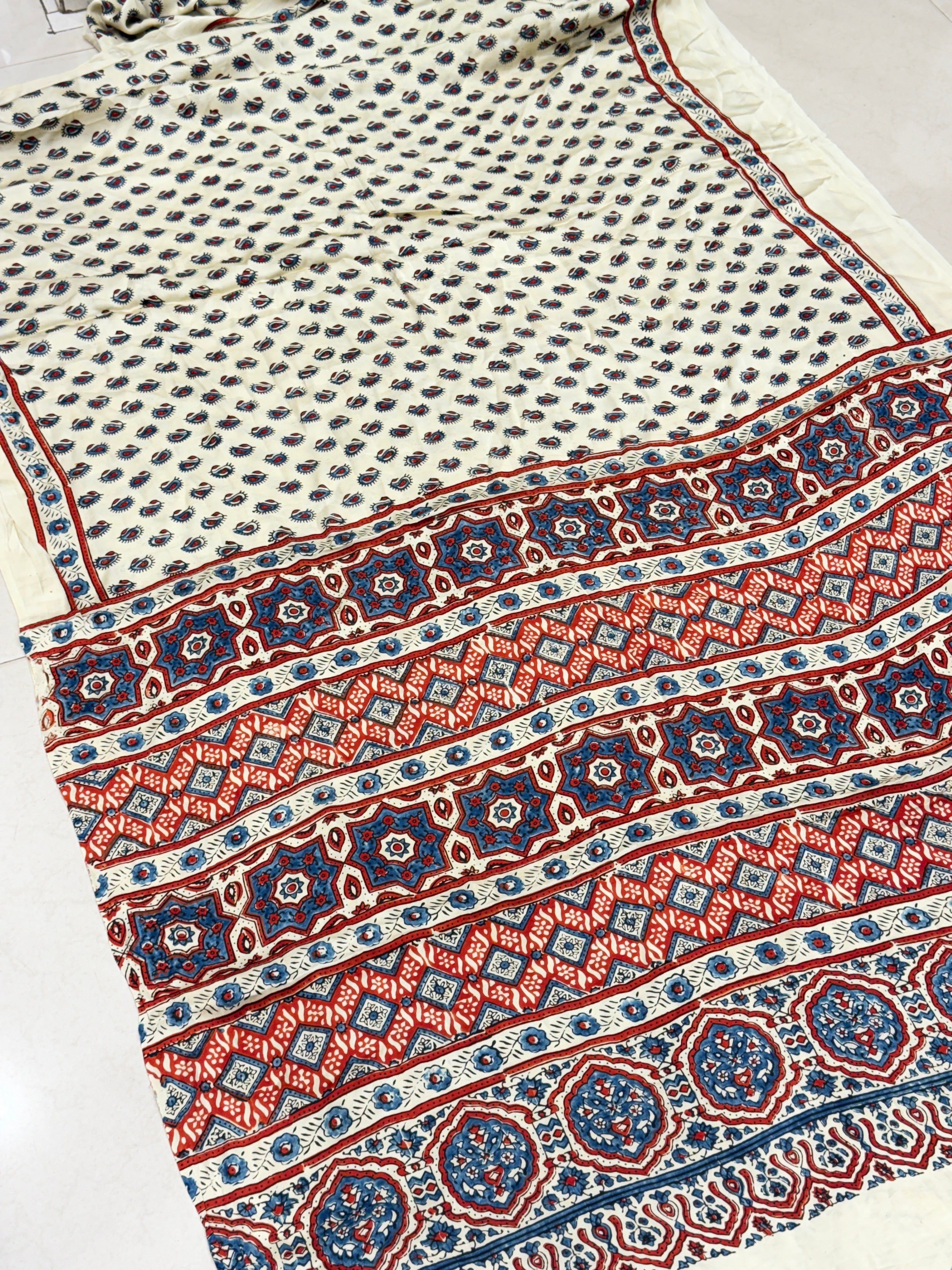 White Floral Butti Ajrakh Modal Gajji Silk Saree