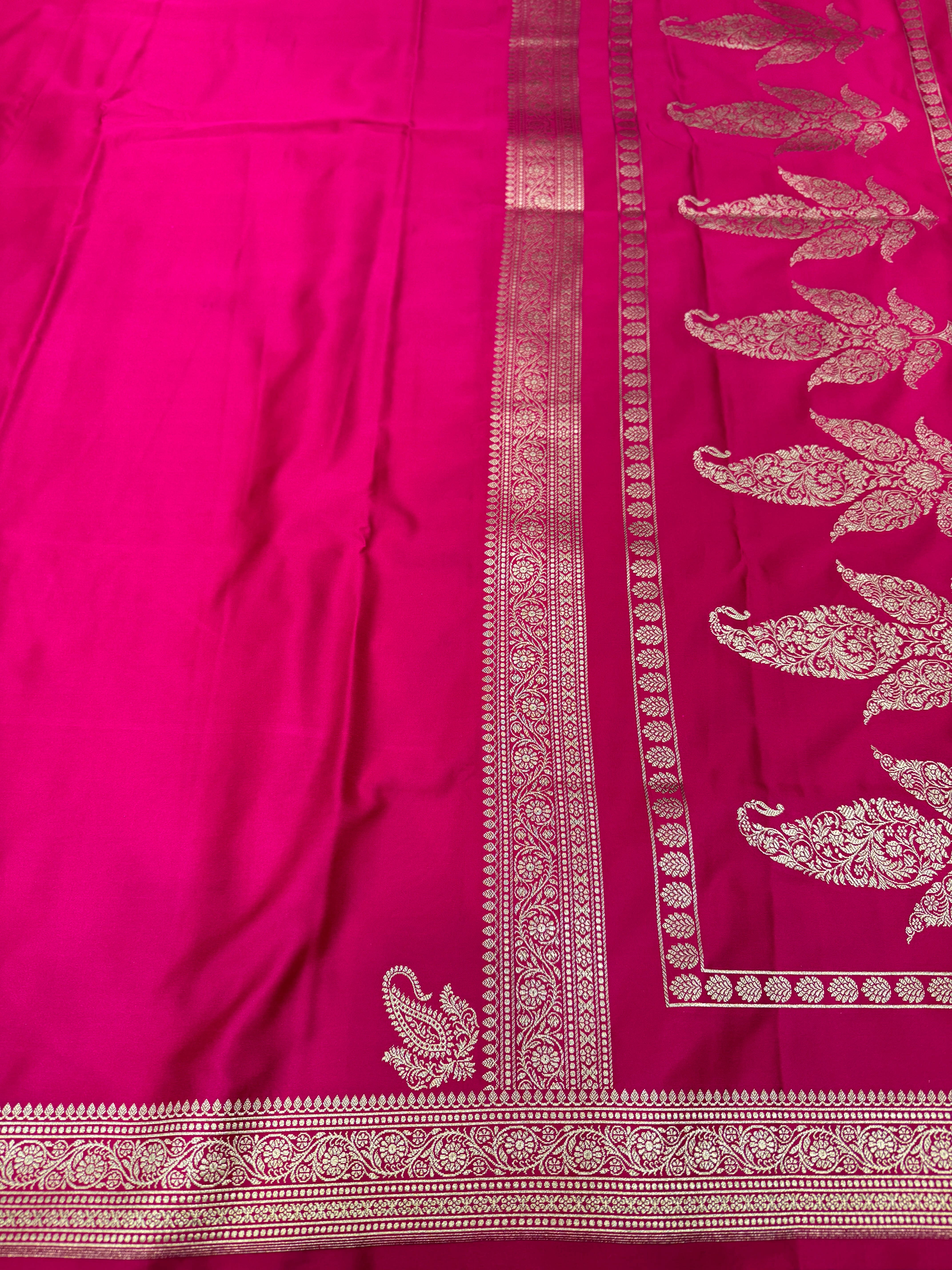 Rani Banarasi Silk Plain Small Border Saree