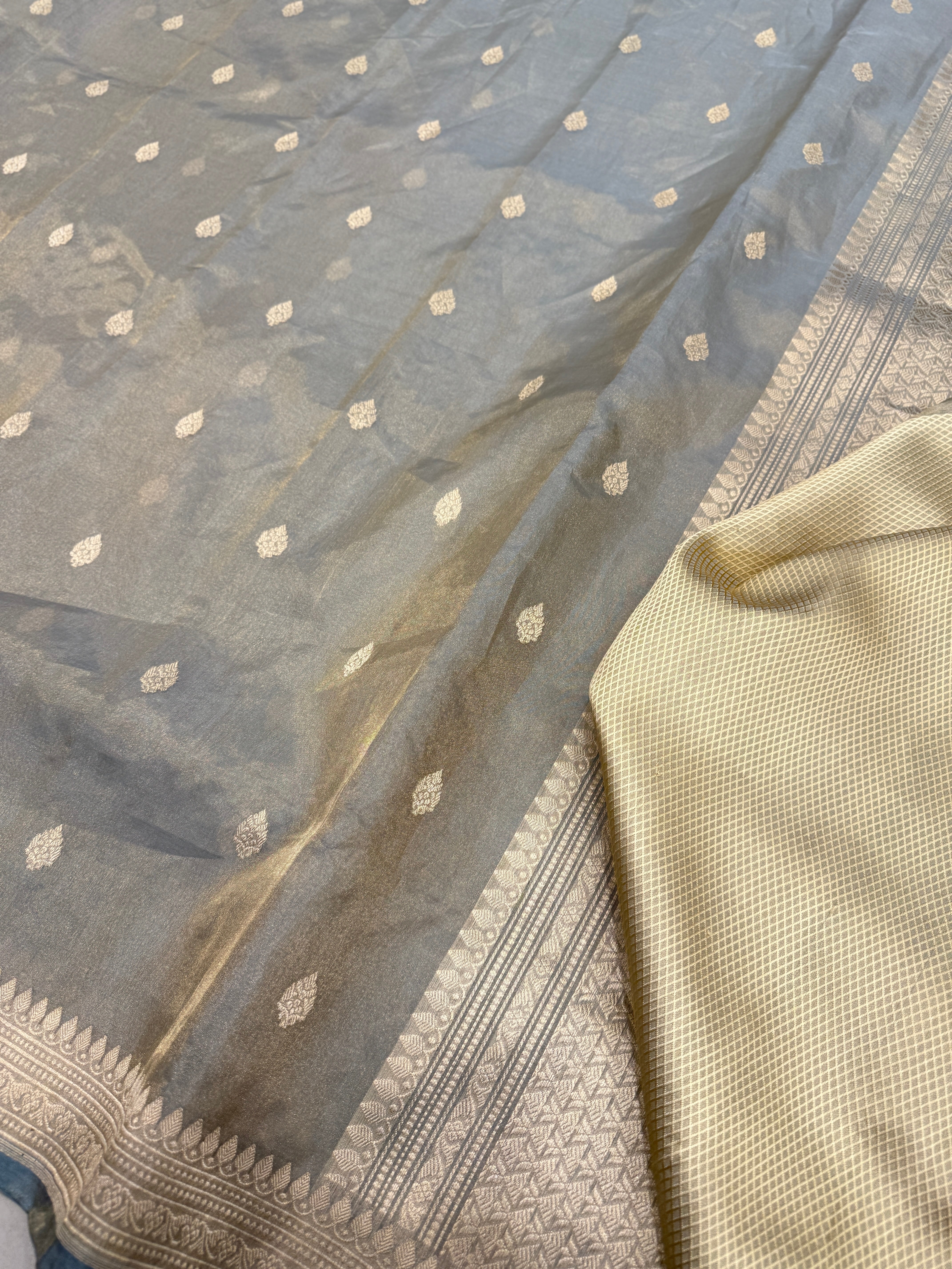 Cement Grey Handloom Banarasi Tissue Kadwa Saree