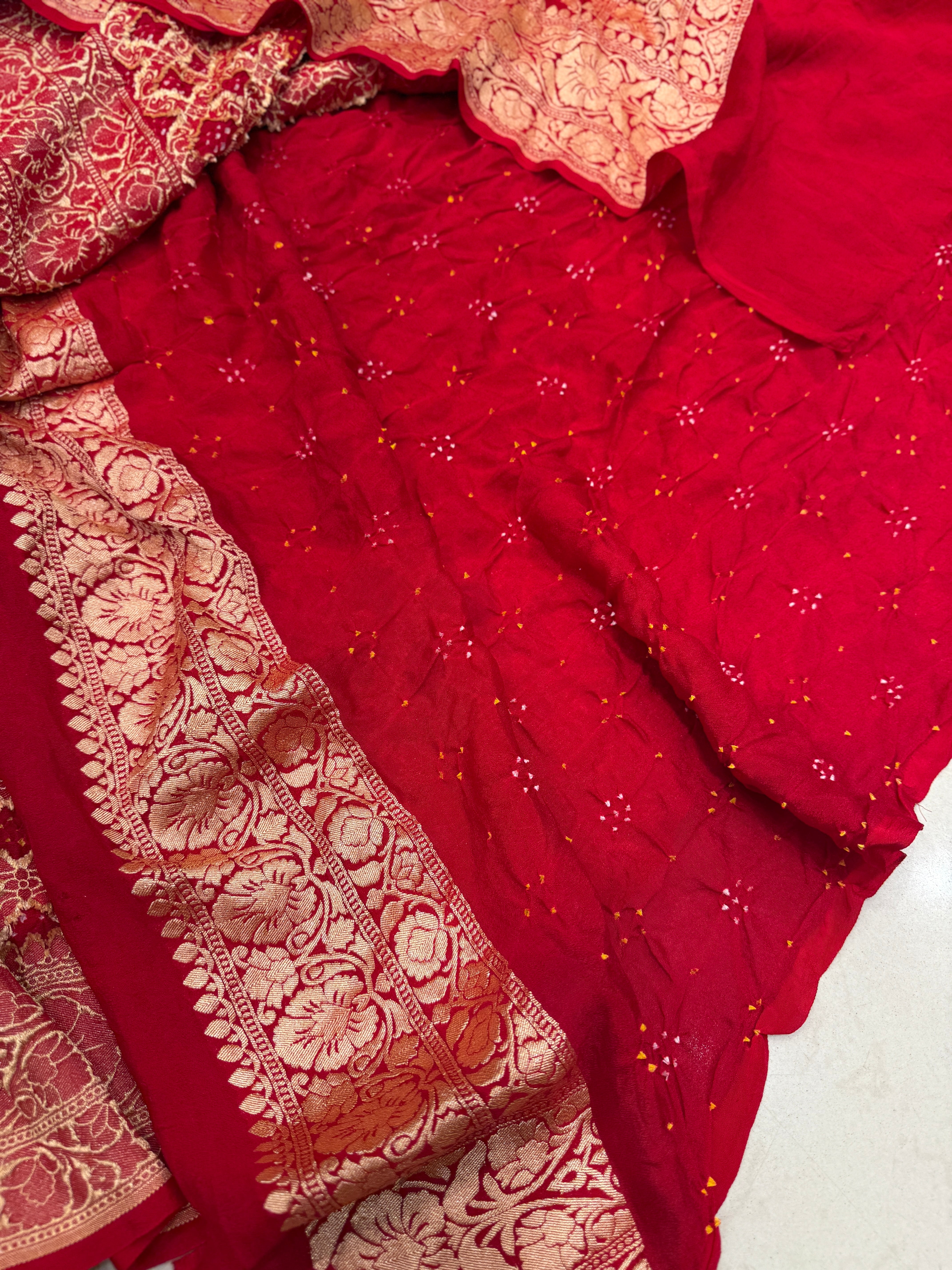 Red Criss Cross Georgette Handloom Bandhej Bandhini Saree