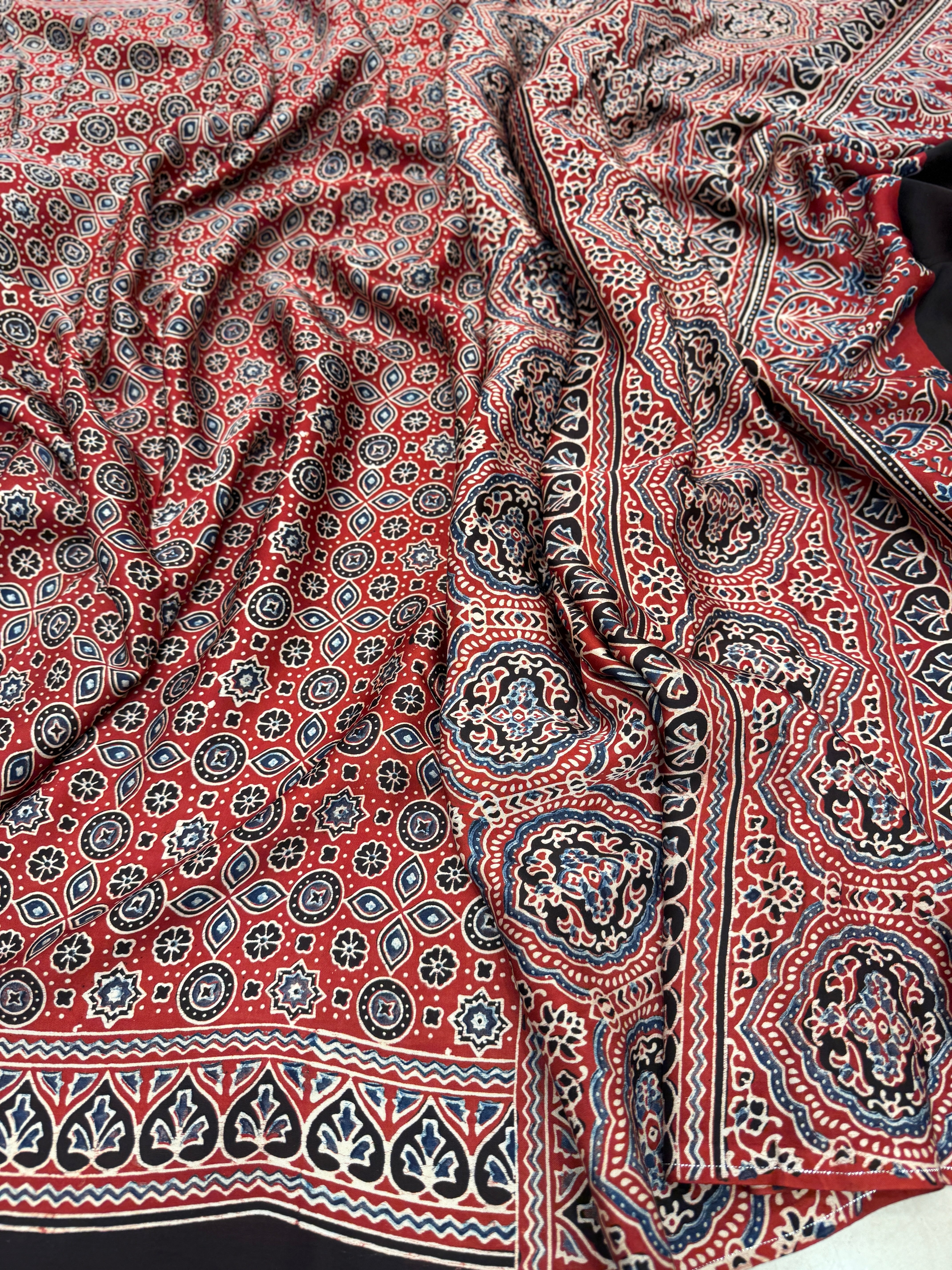 Red Crown Buttis Jaal Ajrakh Modal Gajji Silk Saree