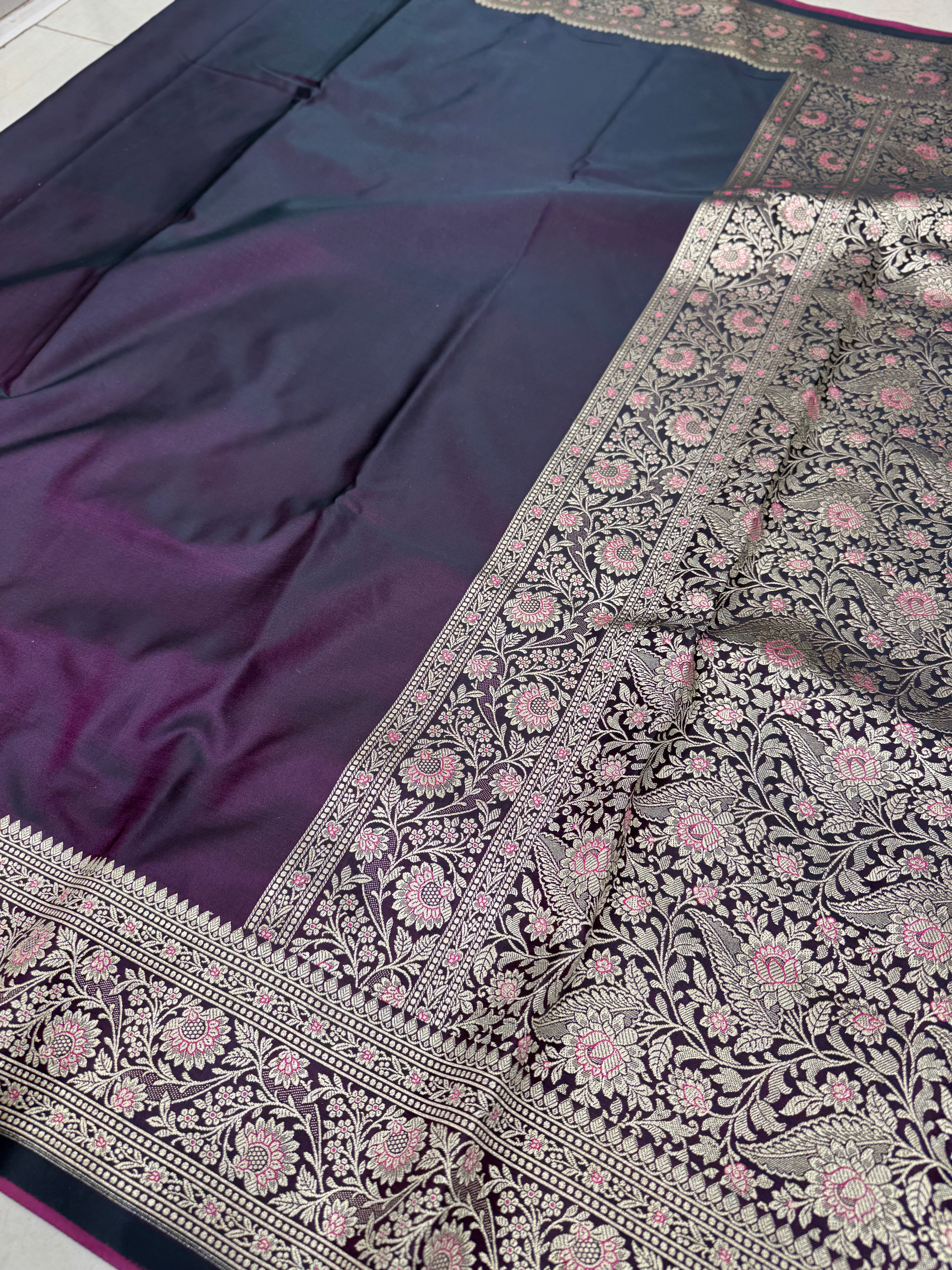 Purple Dhup Chav Banarasi Plain Upside Down Border Saree