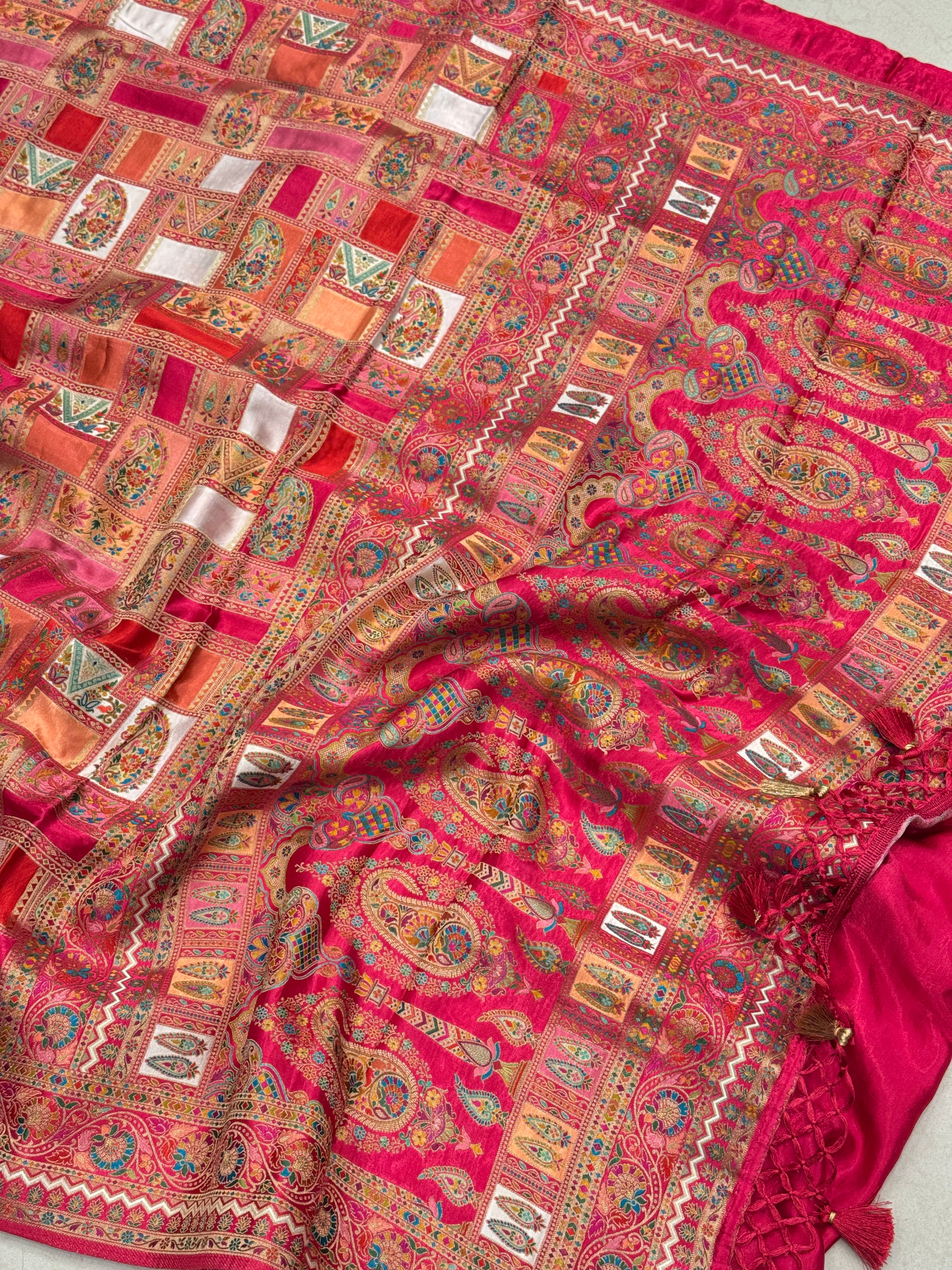 Moti White Check Rani Banarasi Modal Rangkat Saree