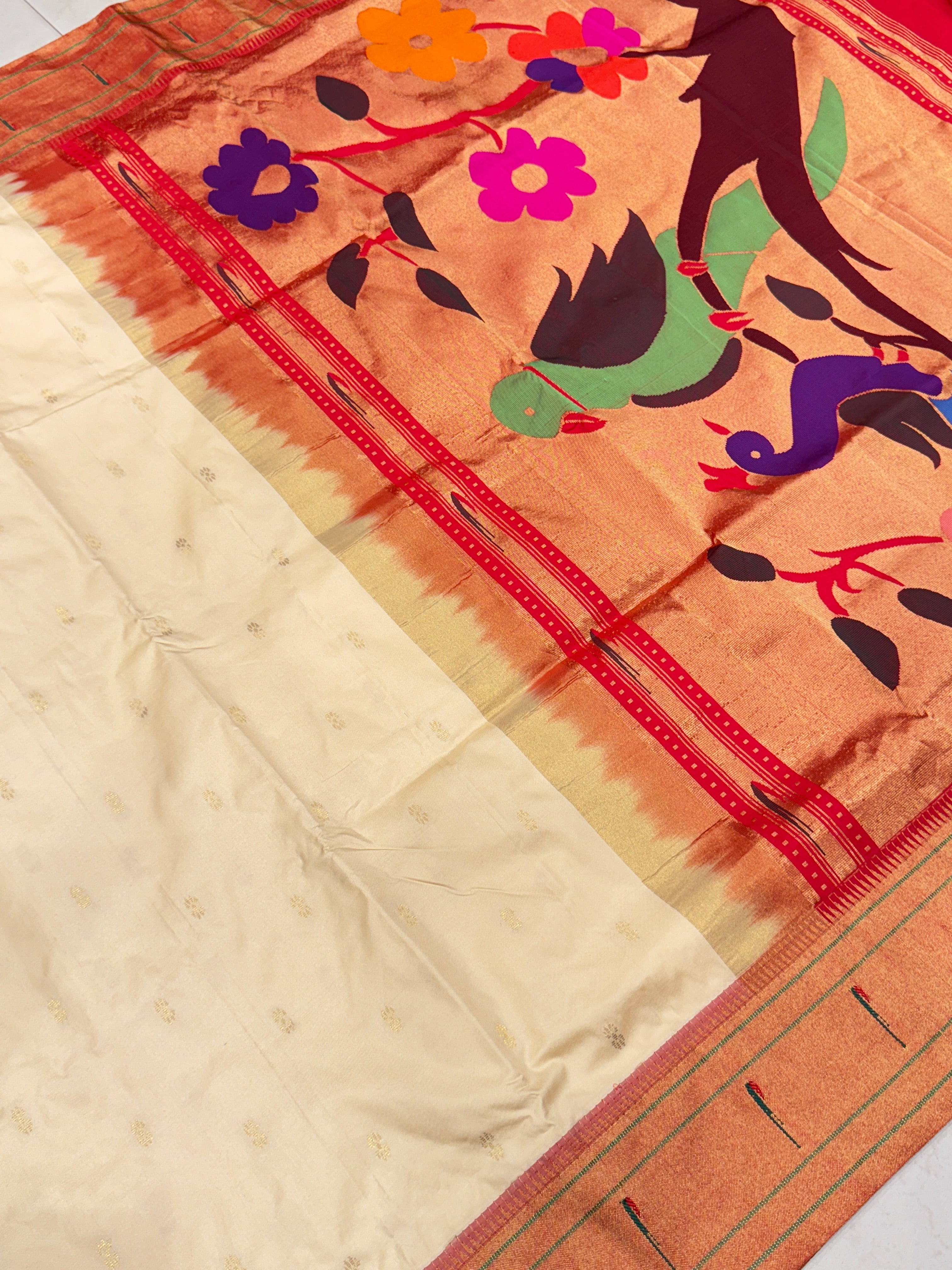 Moti White Muniya Pure Silk Handloom Paithani Saree