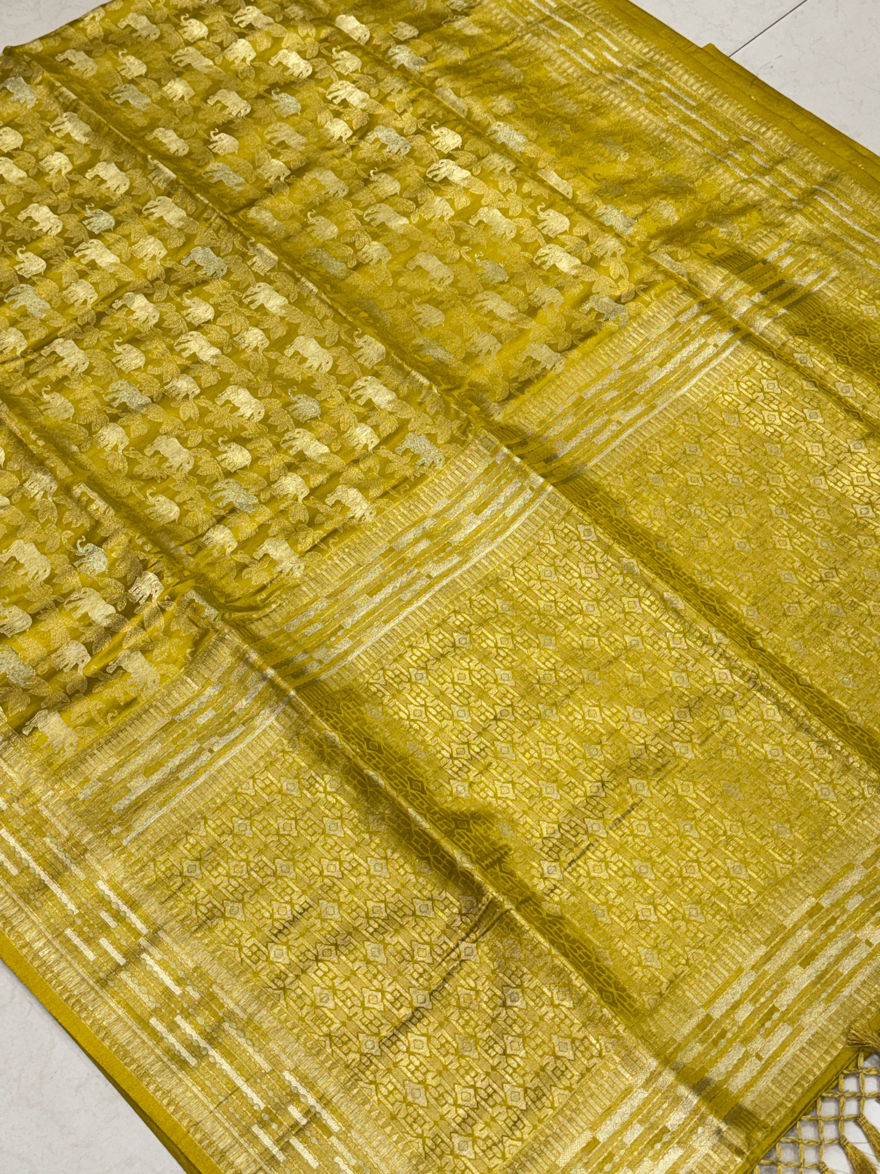 Mehendi Green Banarasi Soft Silk Semi Elephant Motif Saree