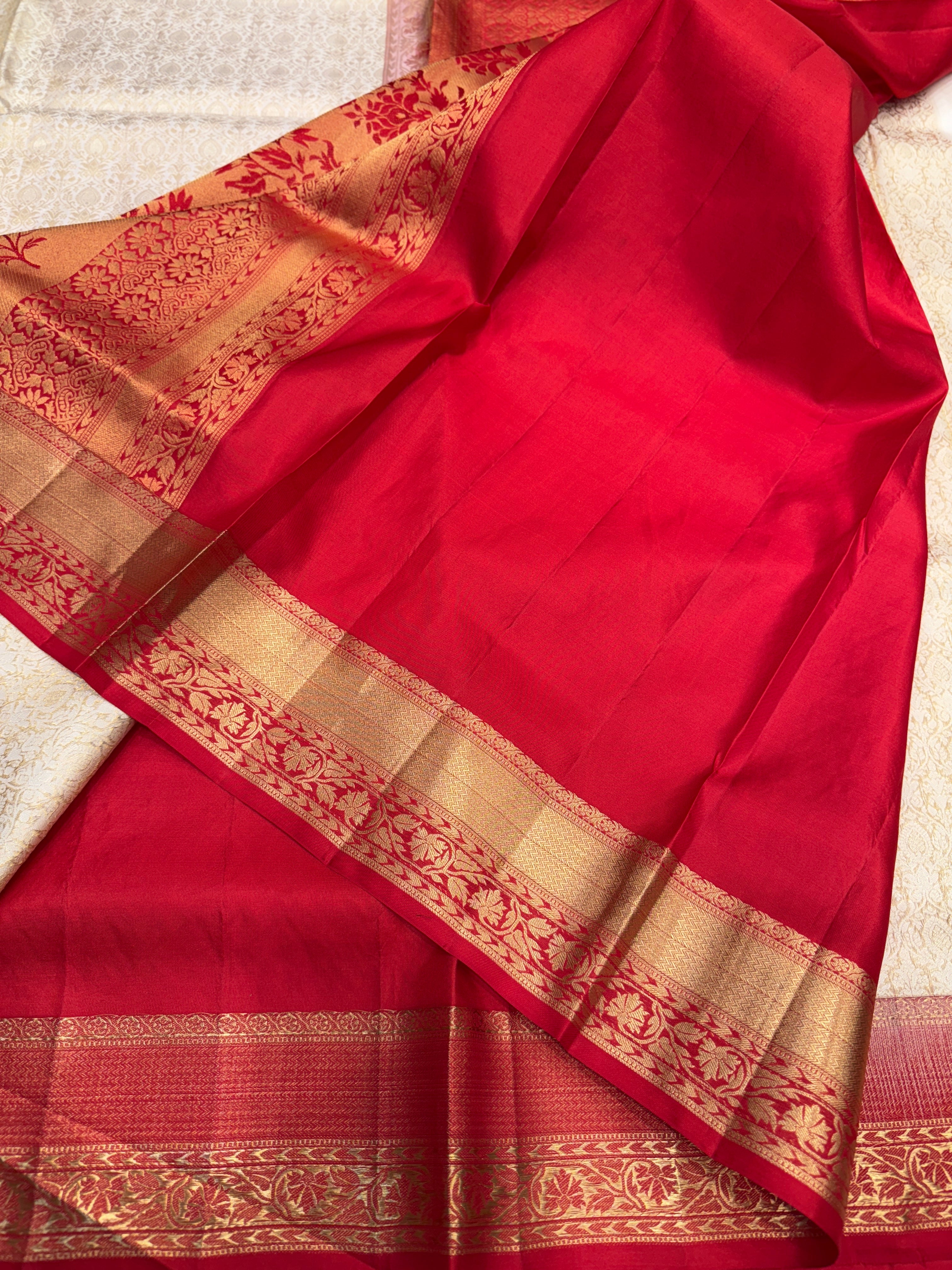 Beige Red Butta Brocade Handloom Kanchipuram Pure Silk Saree