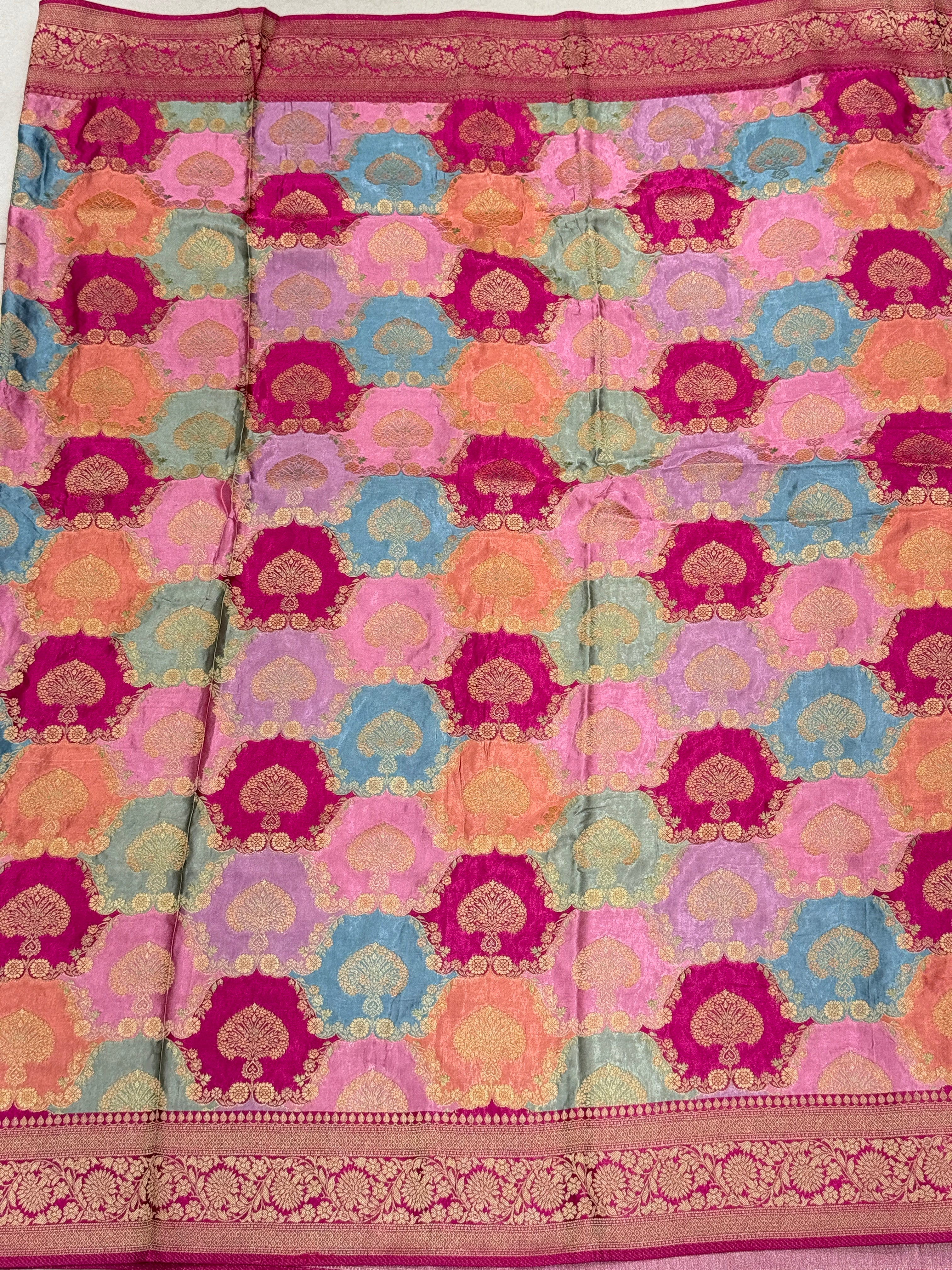 Raspberry Butta Banarasi Modal Satin Rangkat Saree