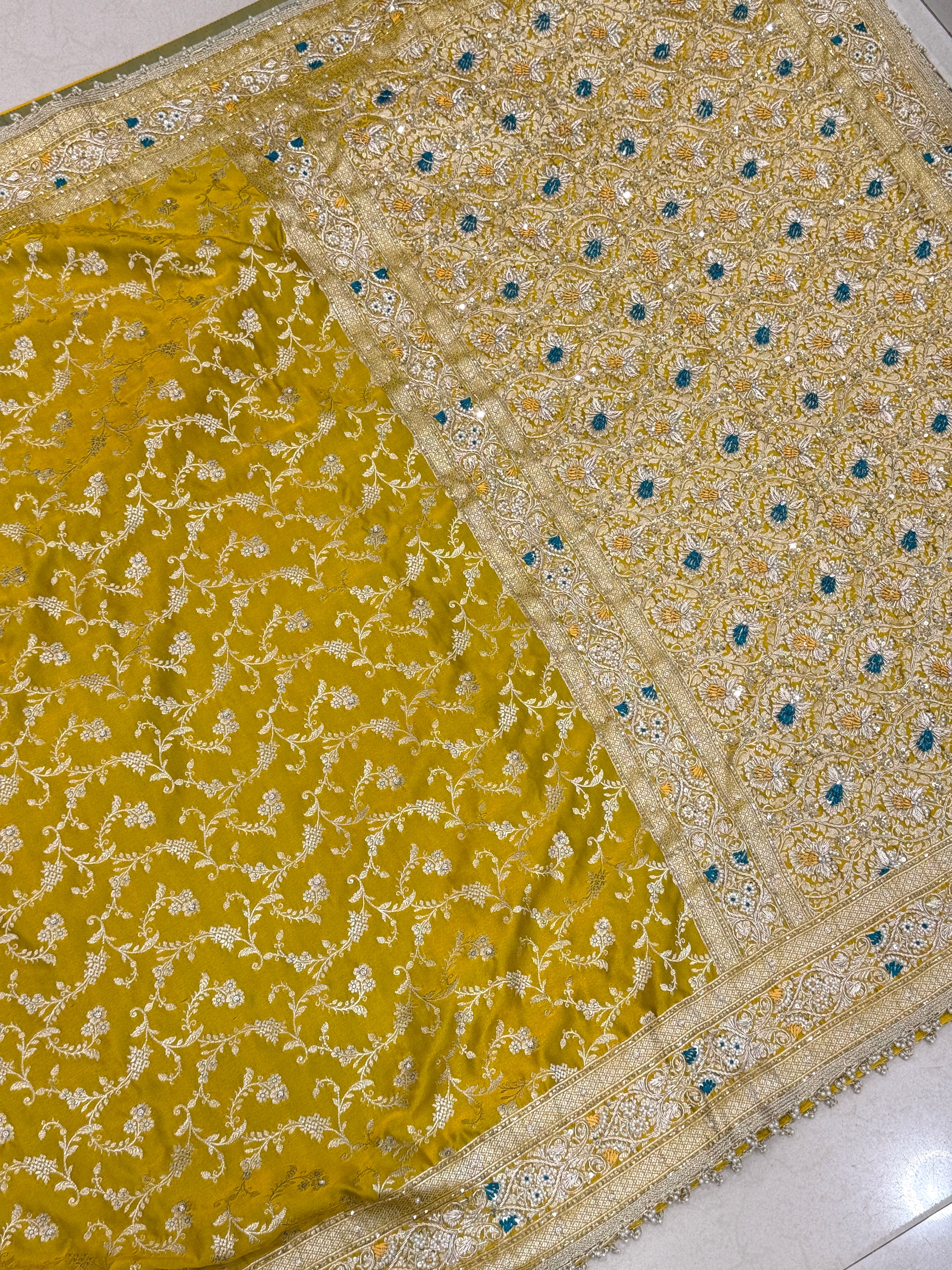 Yellowish Green Banarasi Jaal Dual Resham Hand Embroidery Saree