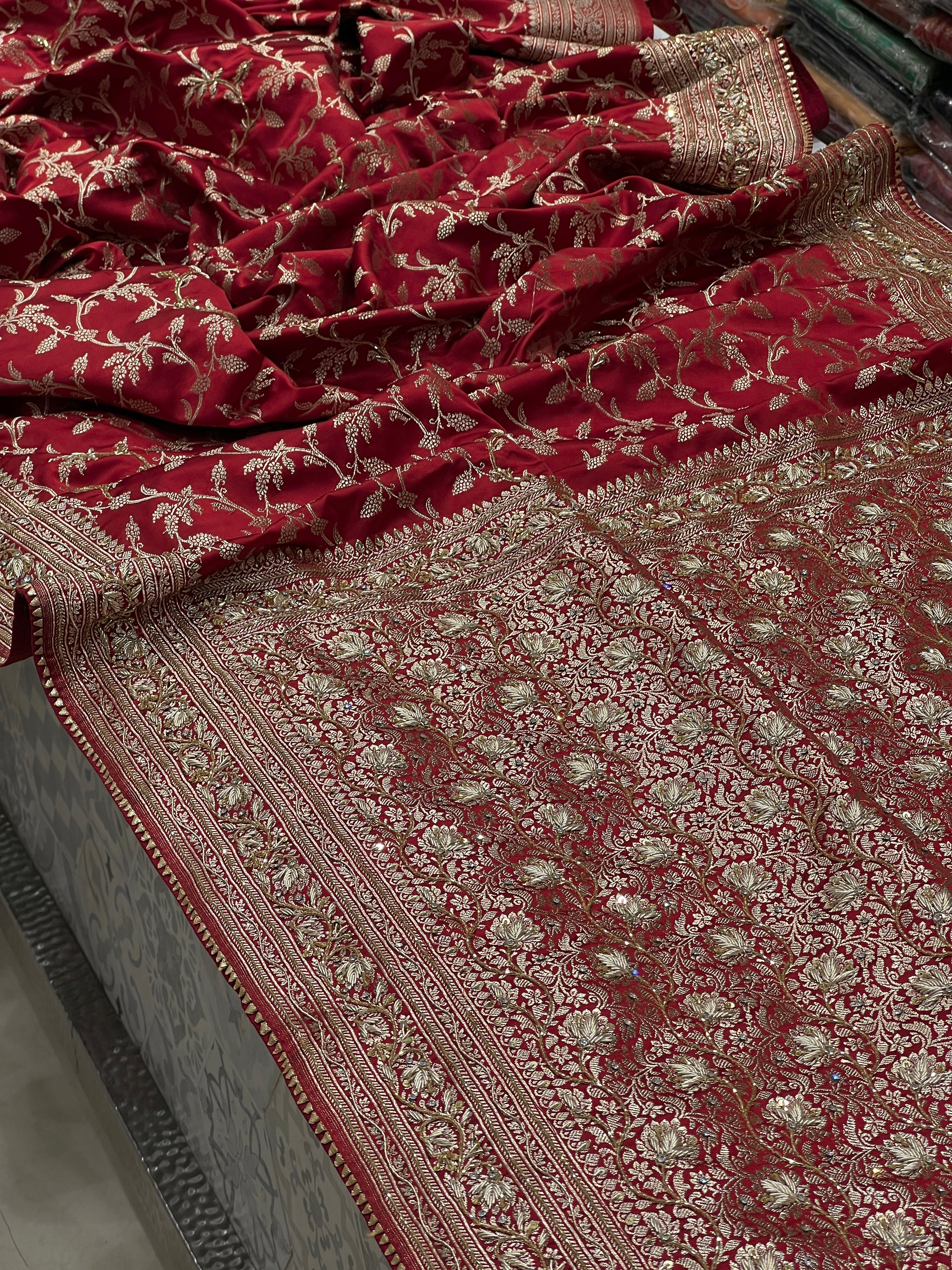 Maroon Banarasi Silk Pine Jaal Hand Embroidery Saree