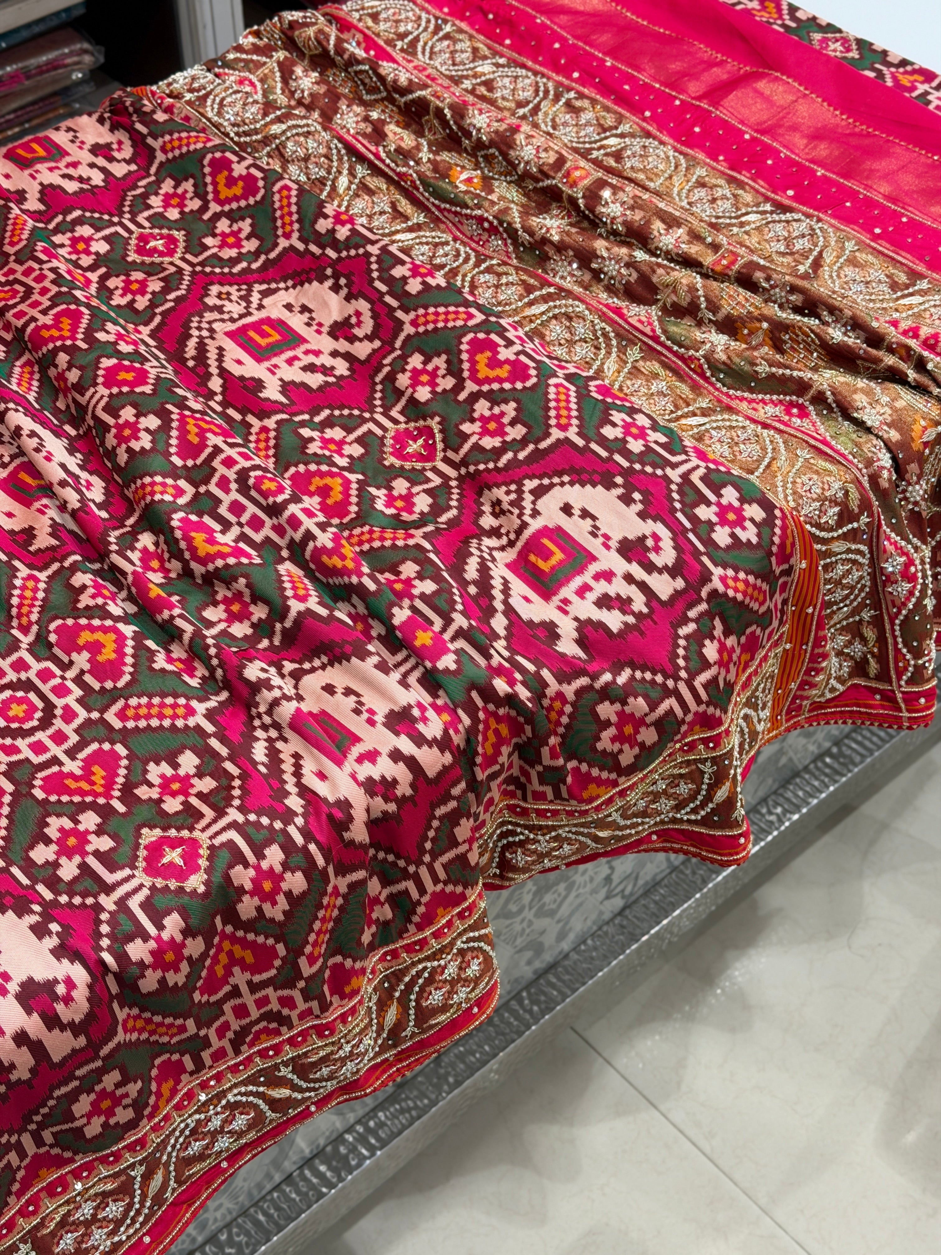 Rani Chabdi Bhat Weave Banarasi Patola Hand Embroidery Saree