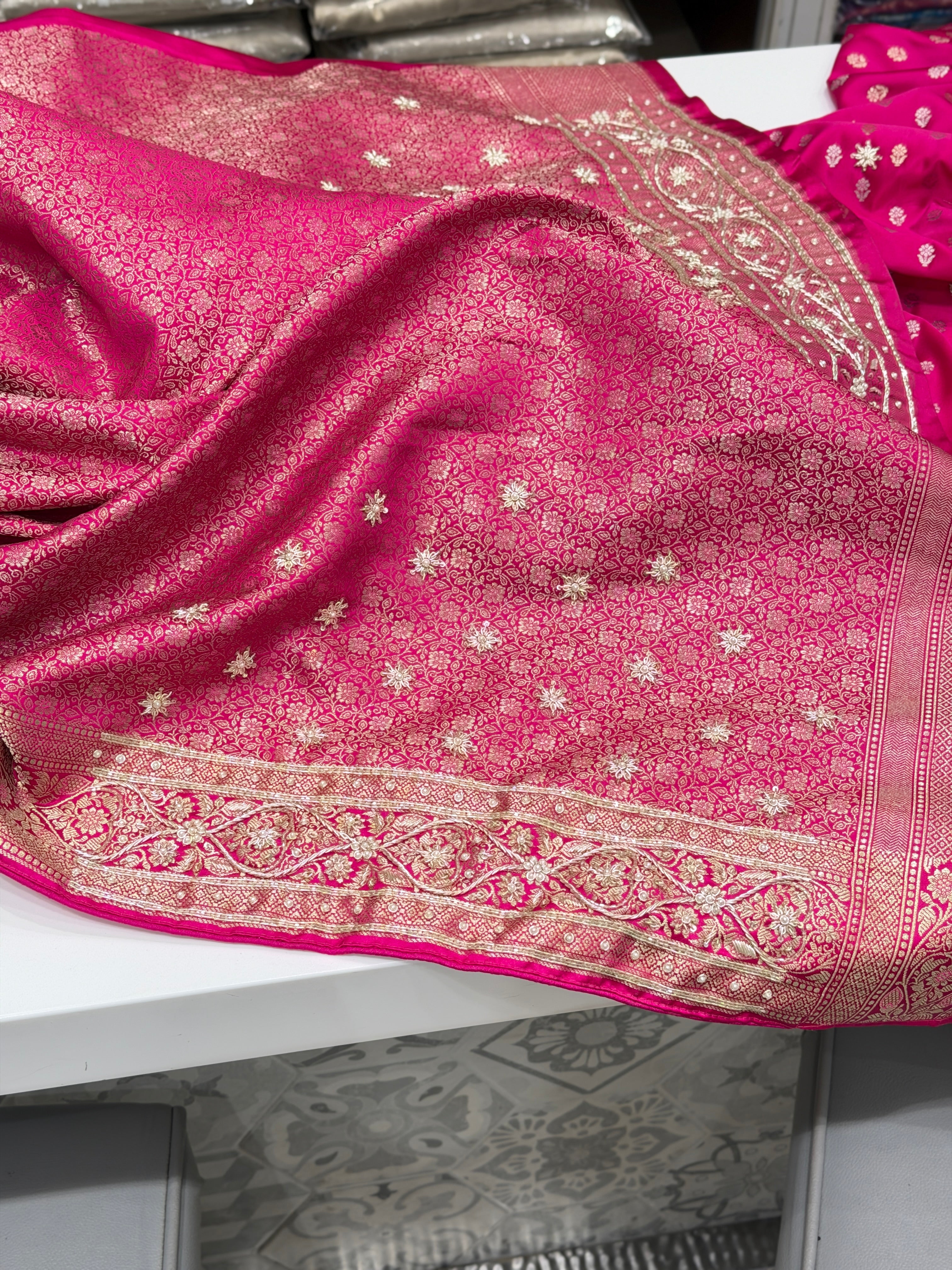 Rani Banarasi Silk Sona Roopa Buttis Zardosi Hand Embroidery Saree