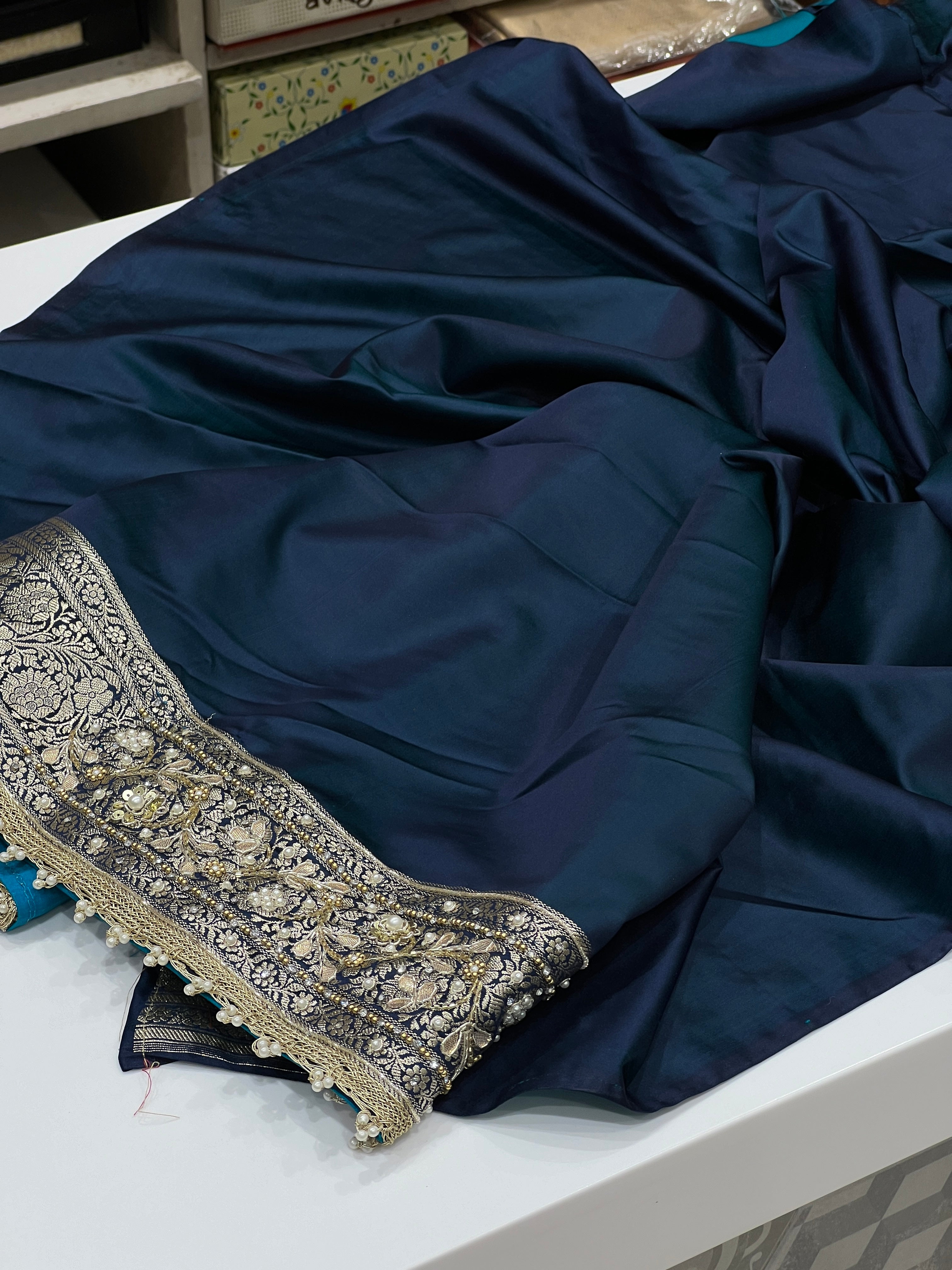 Blue Banarasi Silk Crown Border Hand Embroidery Saree