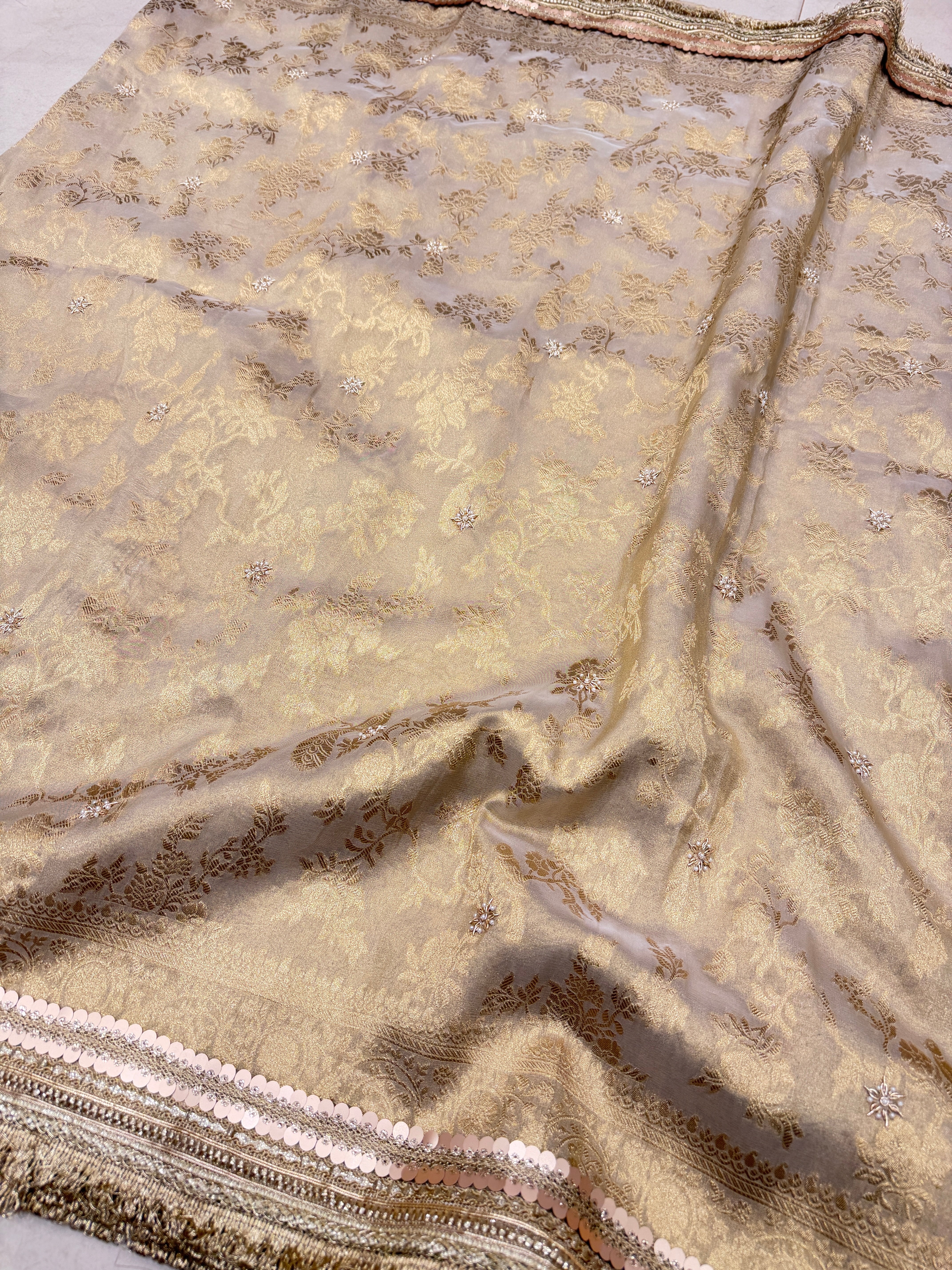 Golden Tissue Woven Jaal Maharani Edit Sitara Buttis