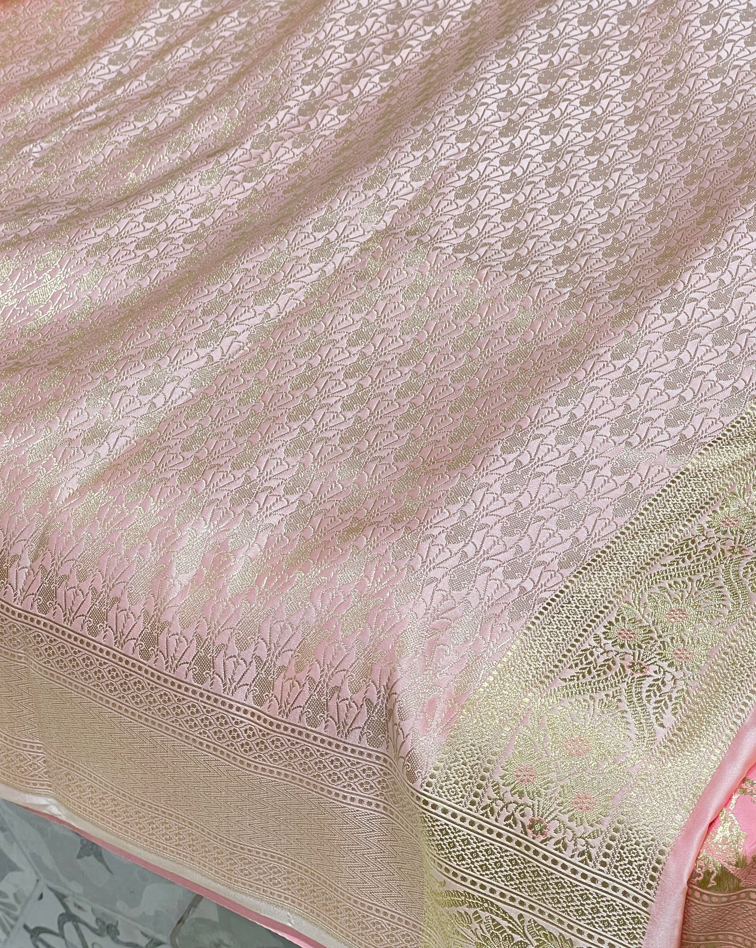 Pink Banarasi Silk Bloom Border Saree