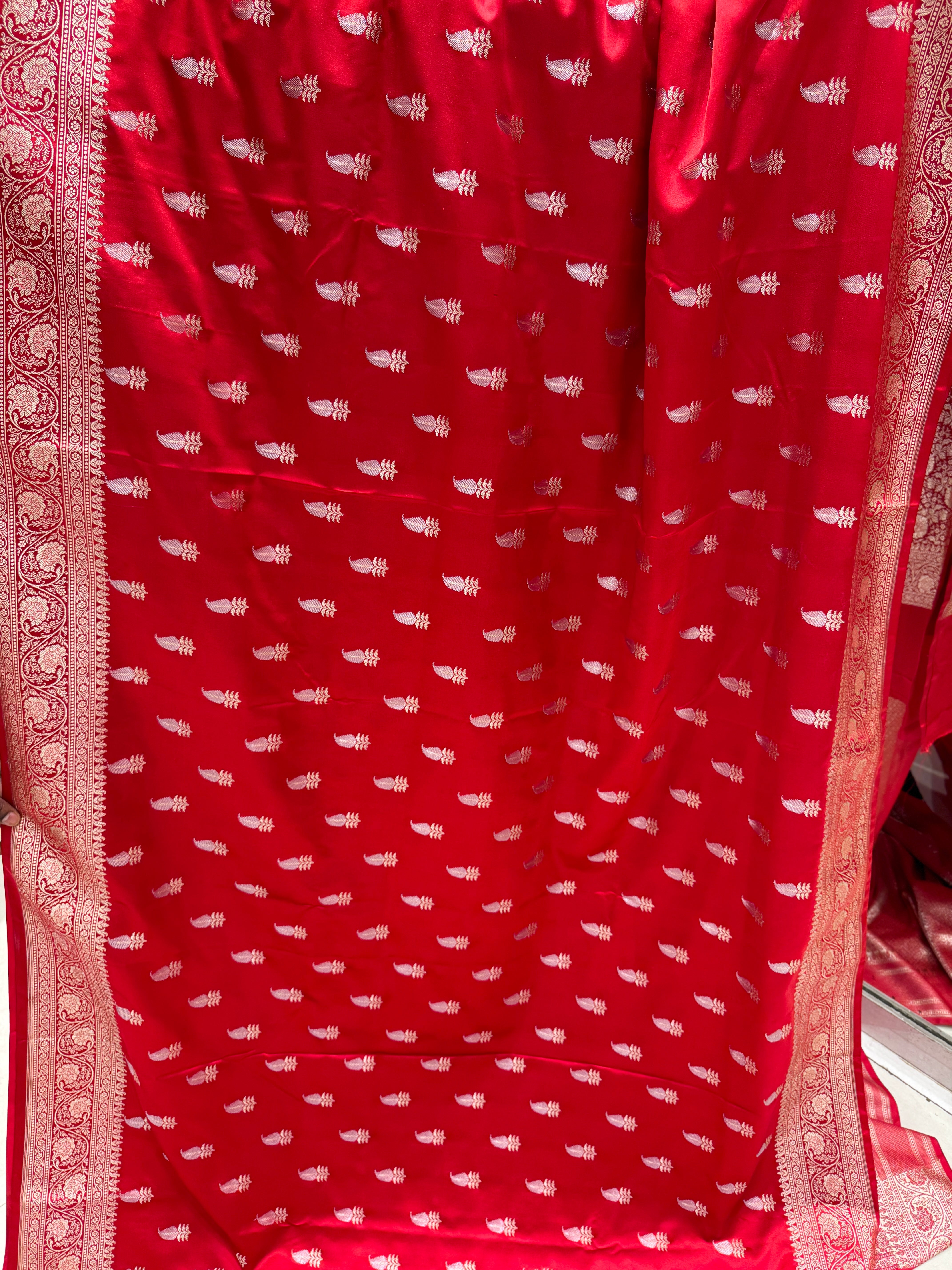 Red Banarasi Silk Sona Roopa Buttis Saree