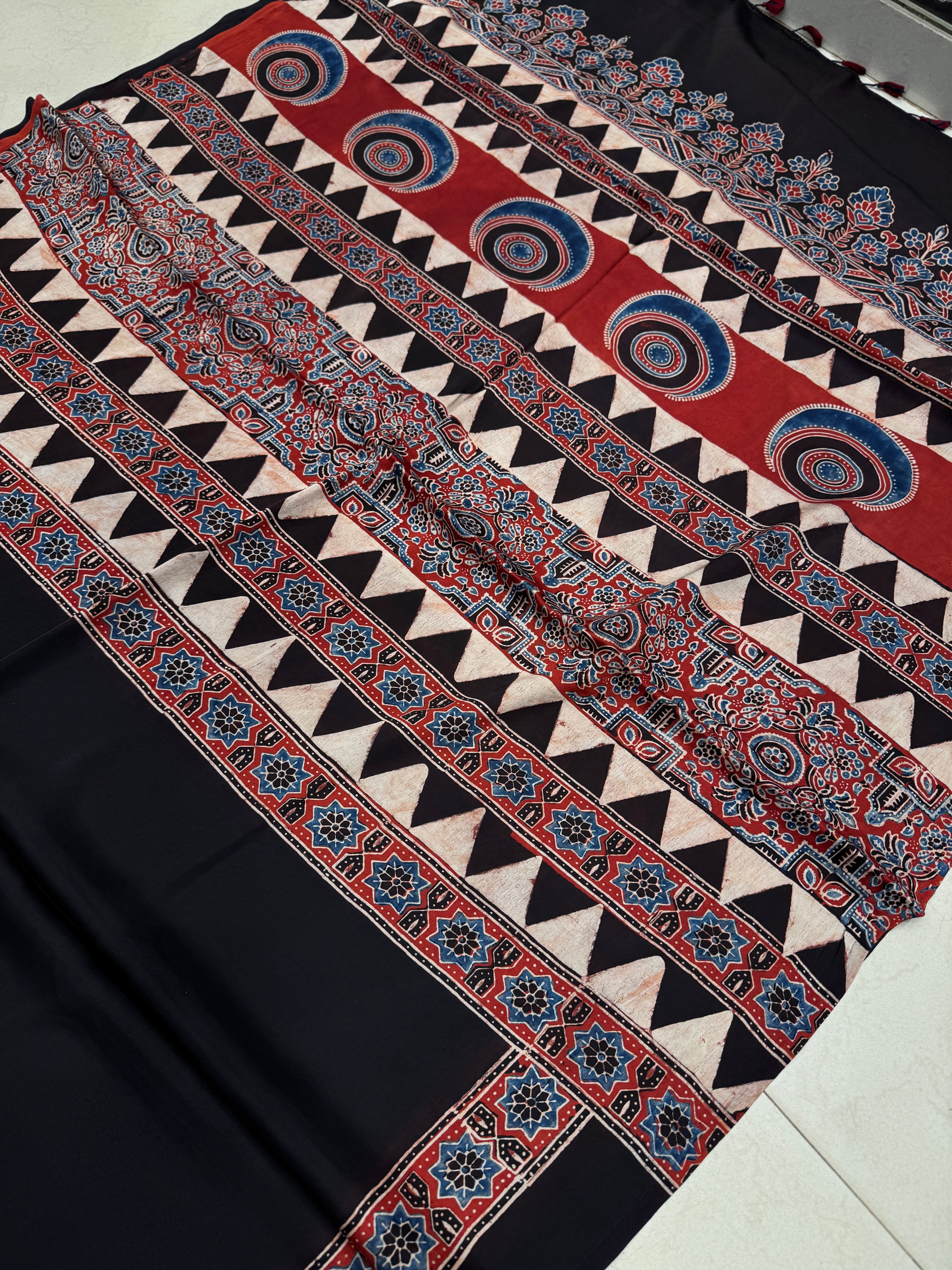 Red Black Plain Border Hand Block Print Ajrkah Pure Gajji Silk Saree