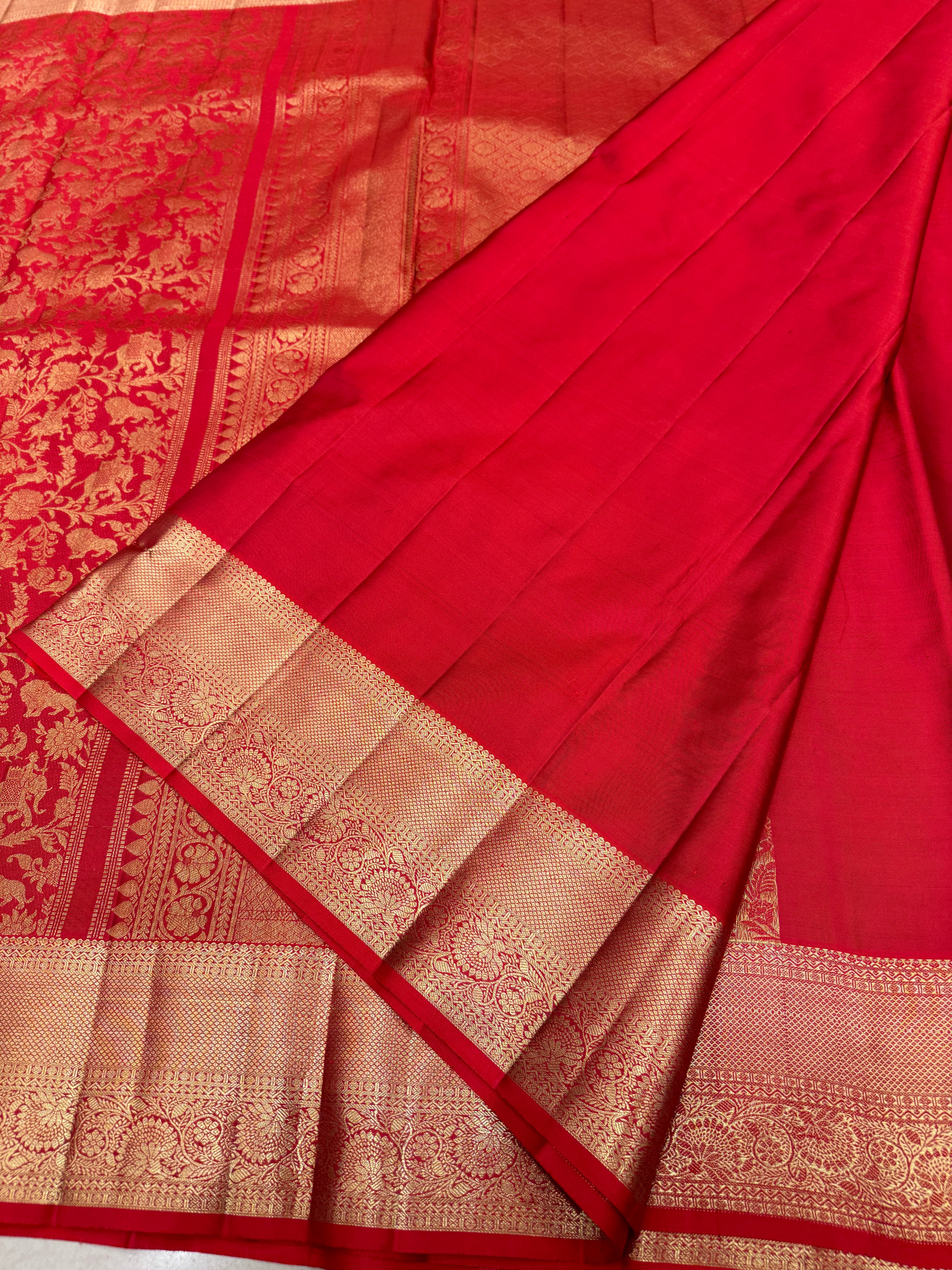 Red Shikargah Pure Silk Handloom Kanjivaram Saree