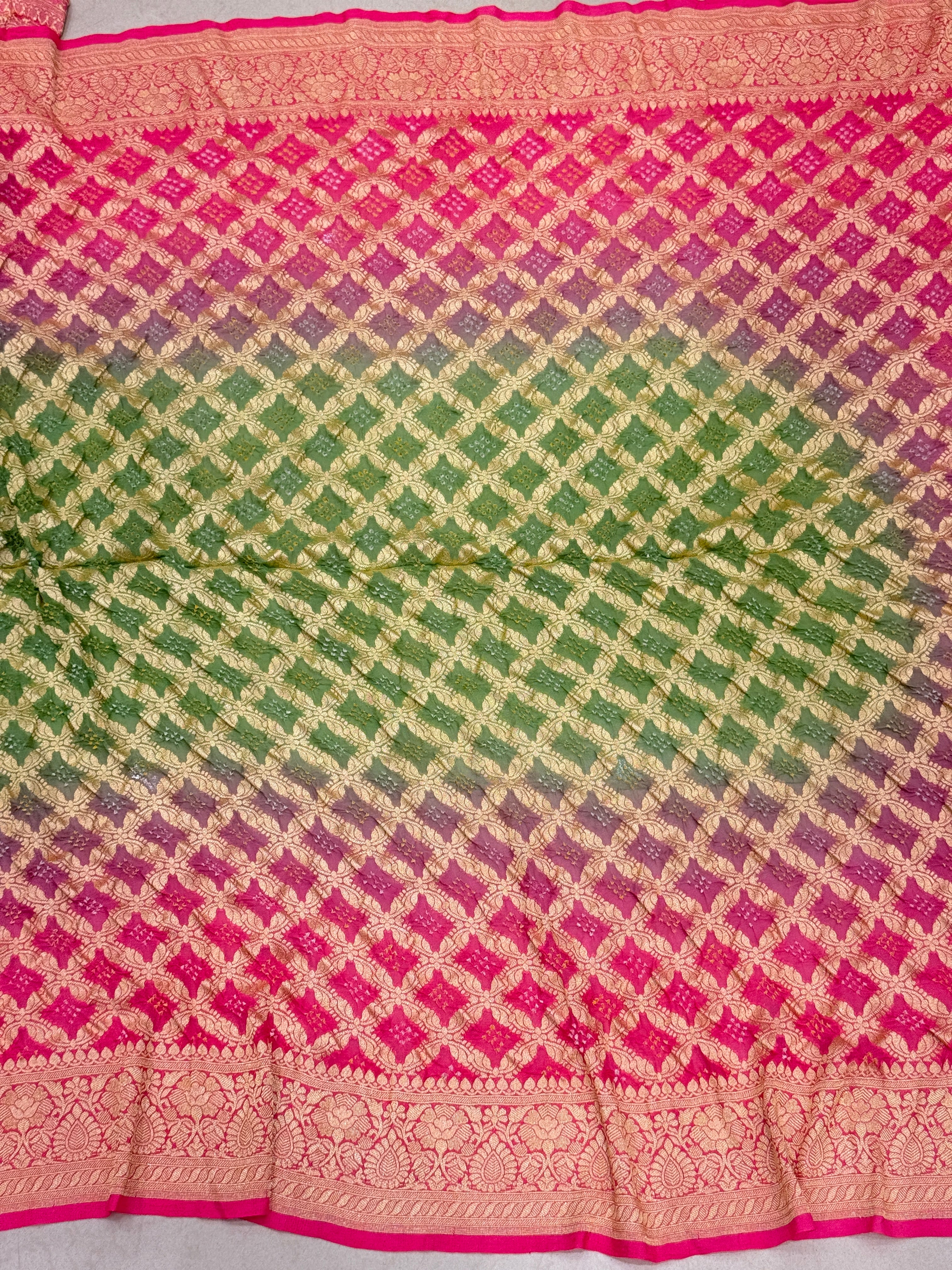 Alia Bhatt Inspired Leaf Border Bandhej Bandhini Saree