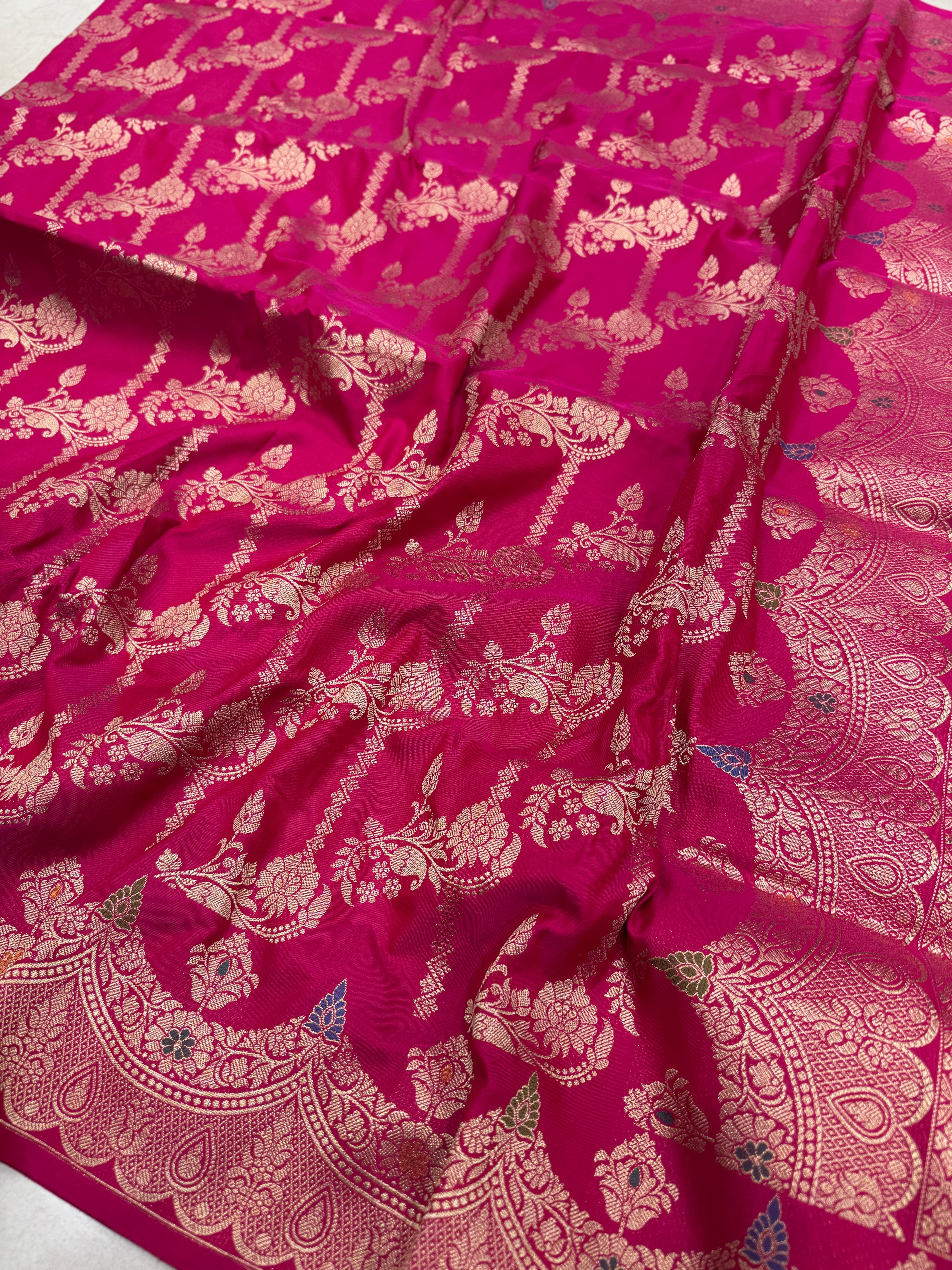 Rani Pink Banarasi Silk Meenakari Scallop Border Weaved Saree