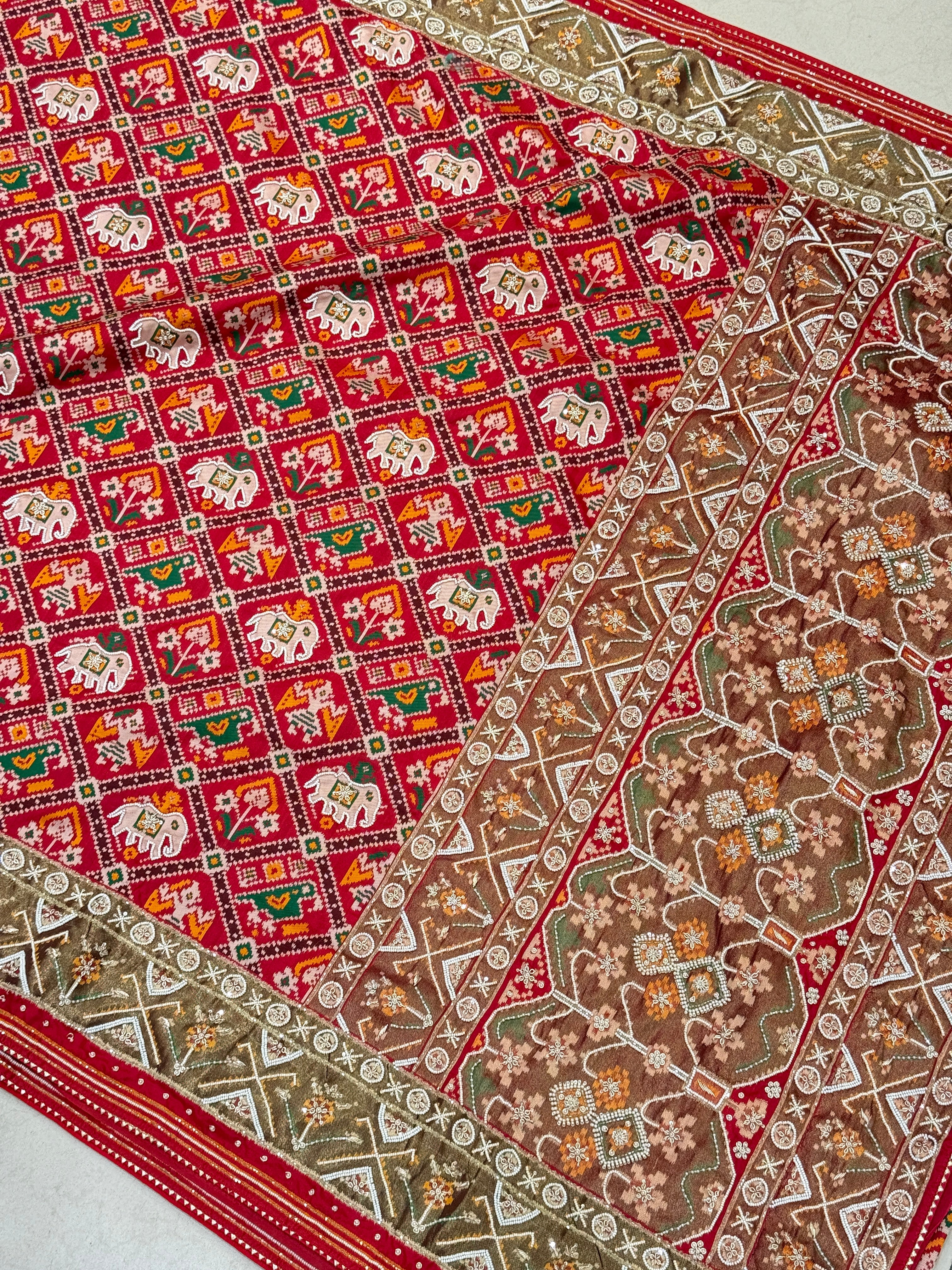 Red Patola Chhabdi Bhat Kidiya Moti Hand Embroidery Patola Saree