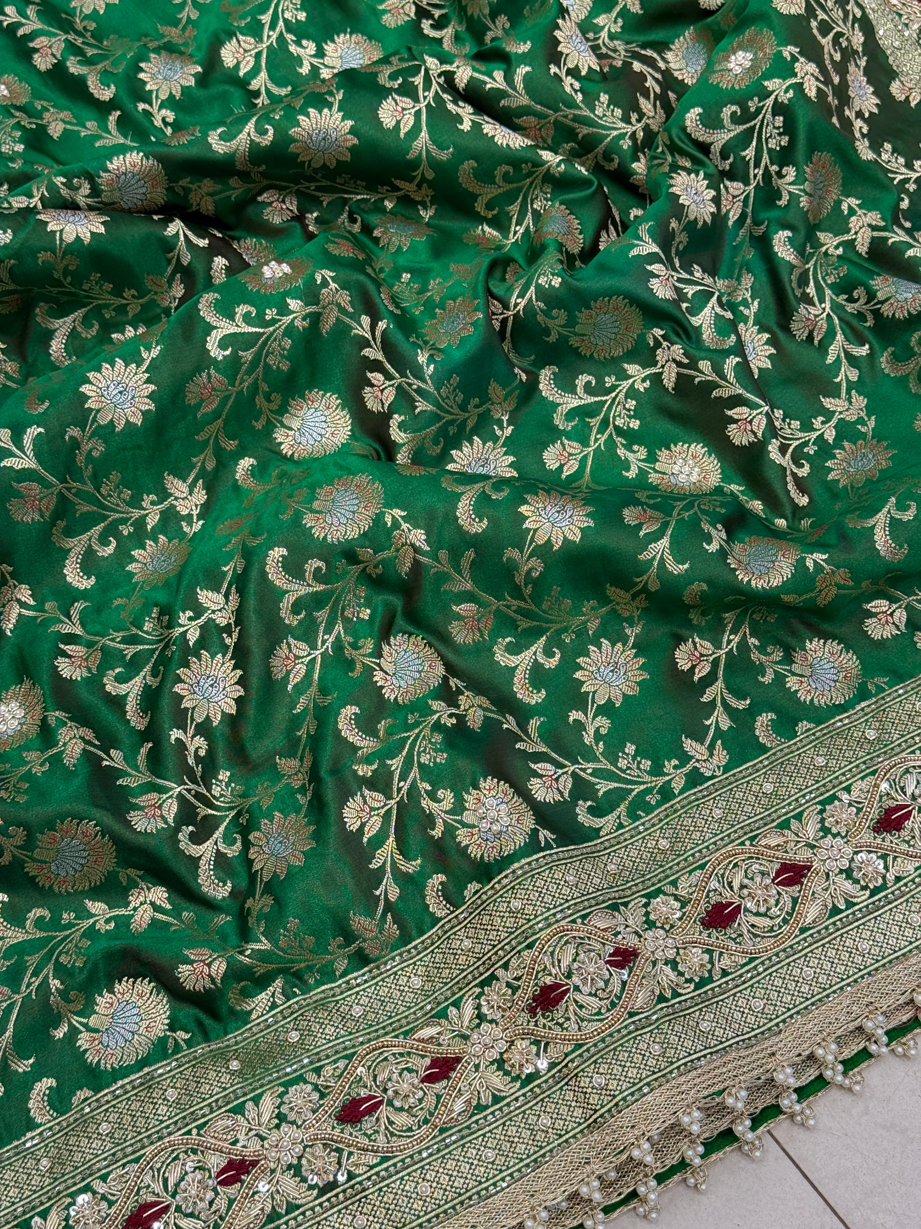 Bottle Green Banarasi Silk Small Jaal Zardosi Resham Saree