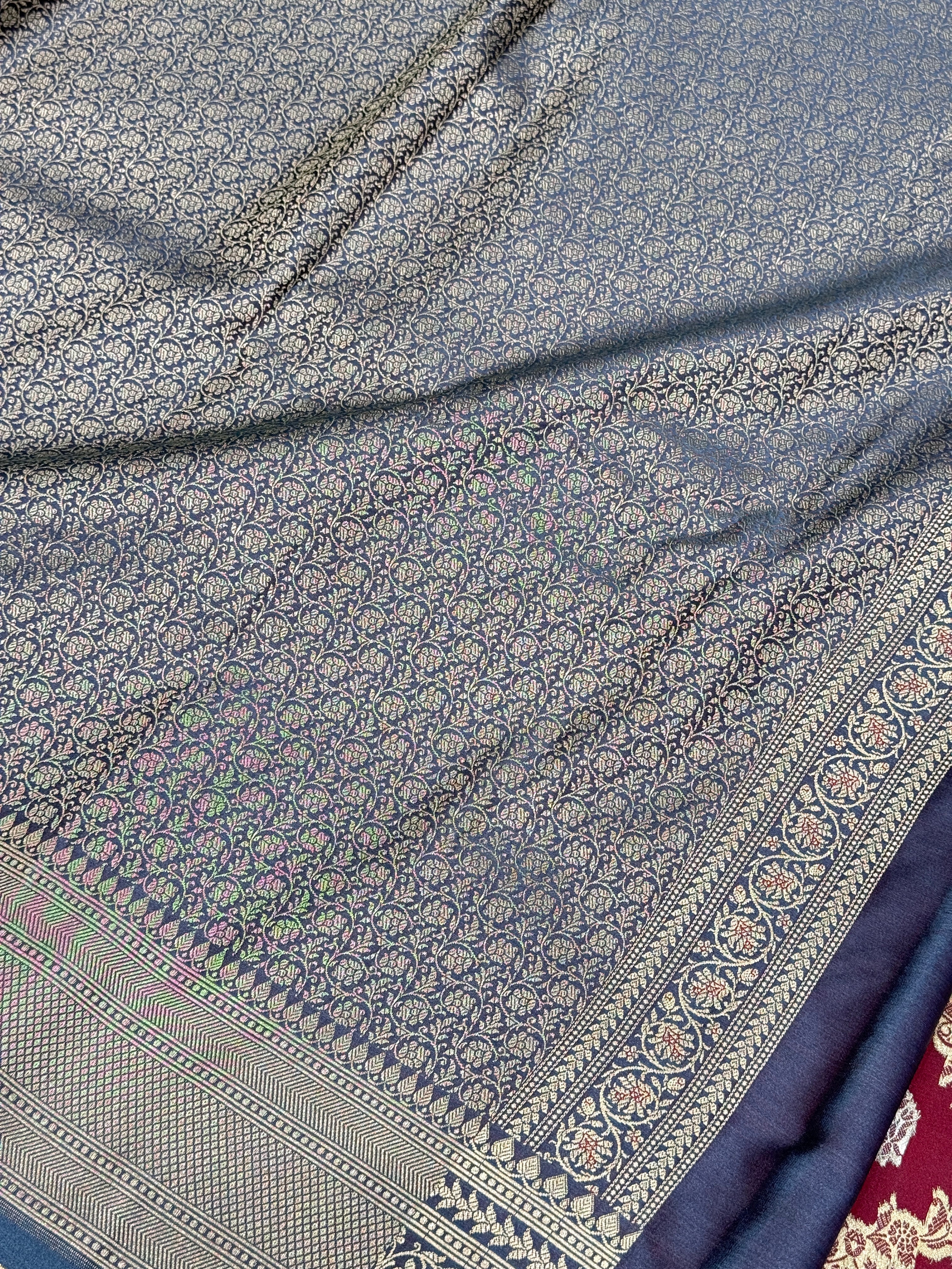 Grey Banarasi Silk Criss Cross Rose Saree