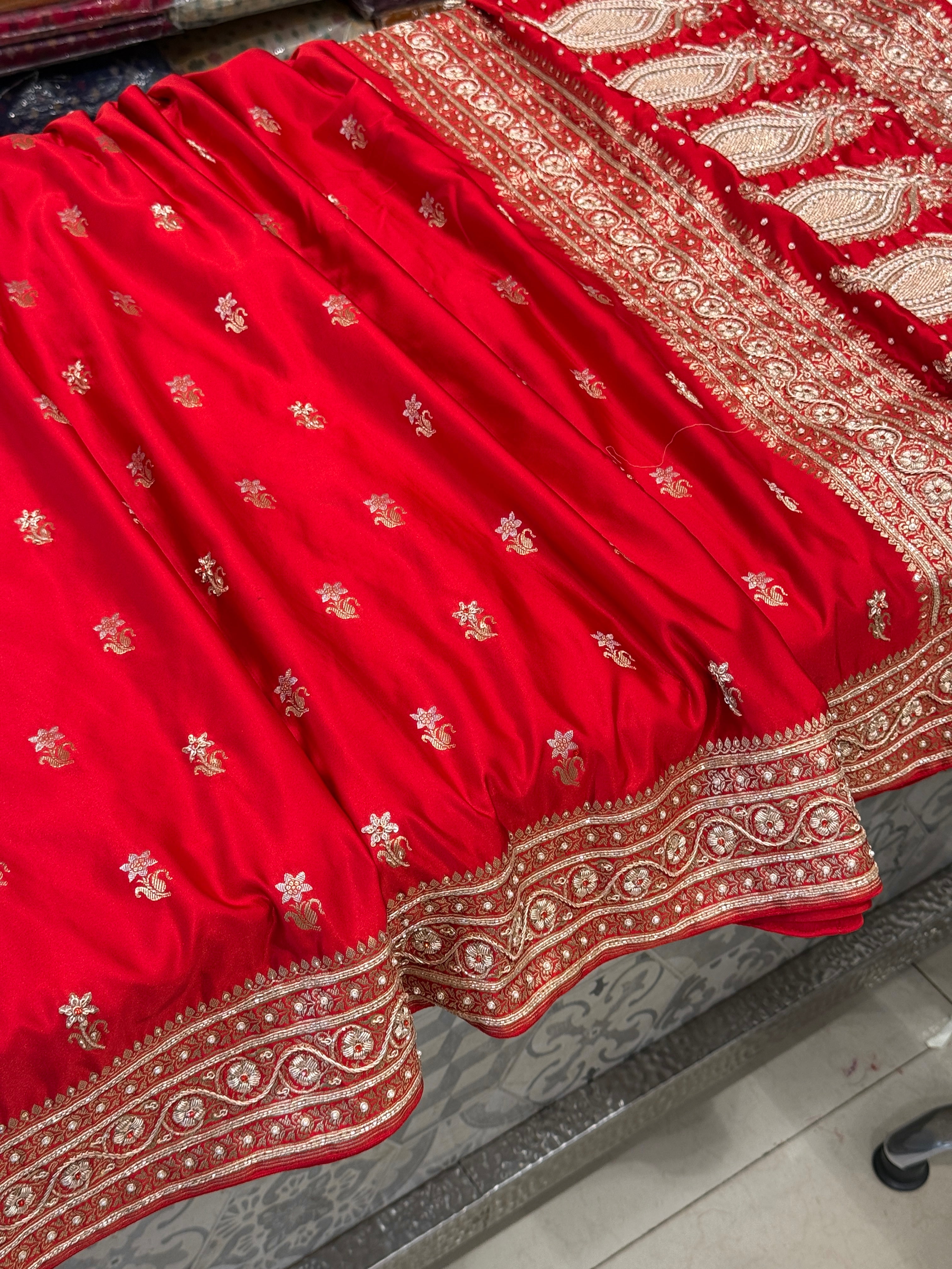 Red Banarasi Sunflower Butti Hand Done Zardozi Saree