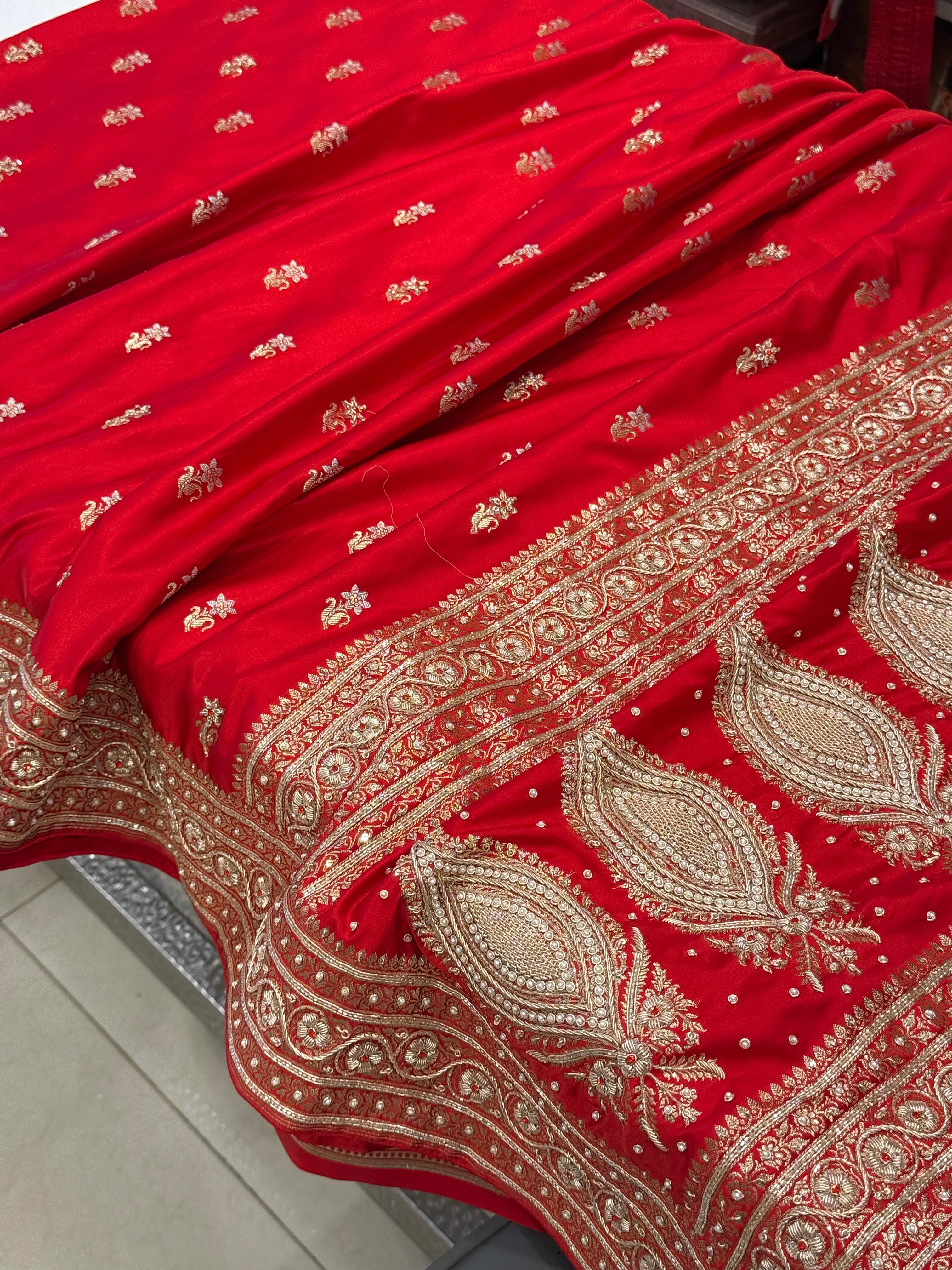Red Banarasi Sunflower Butti Hand Done Zardozi Saree