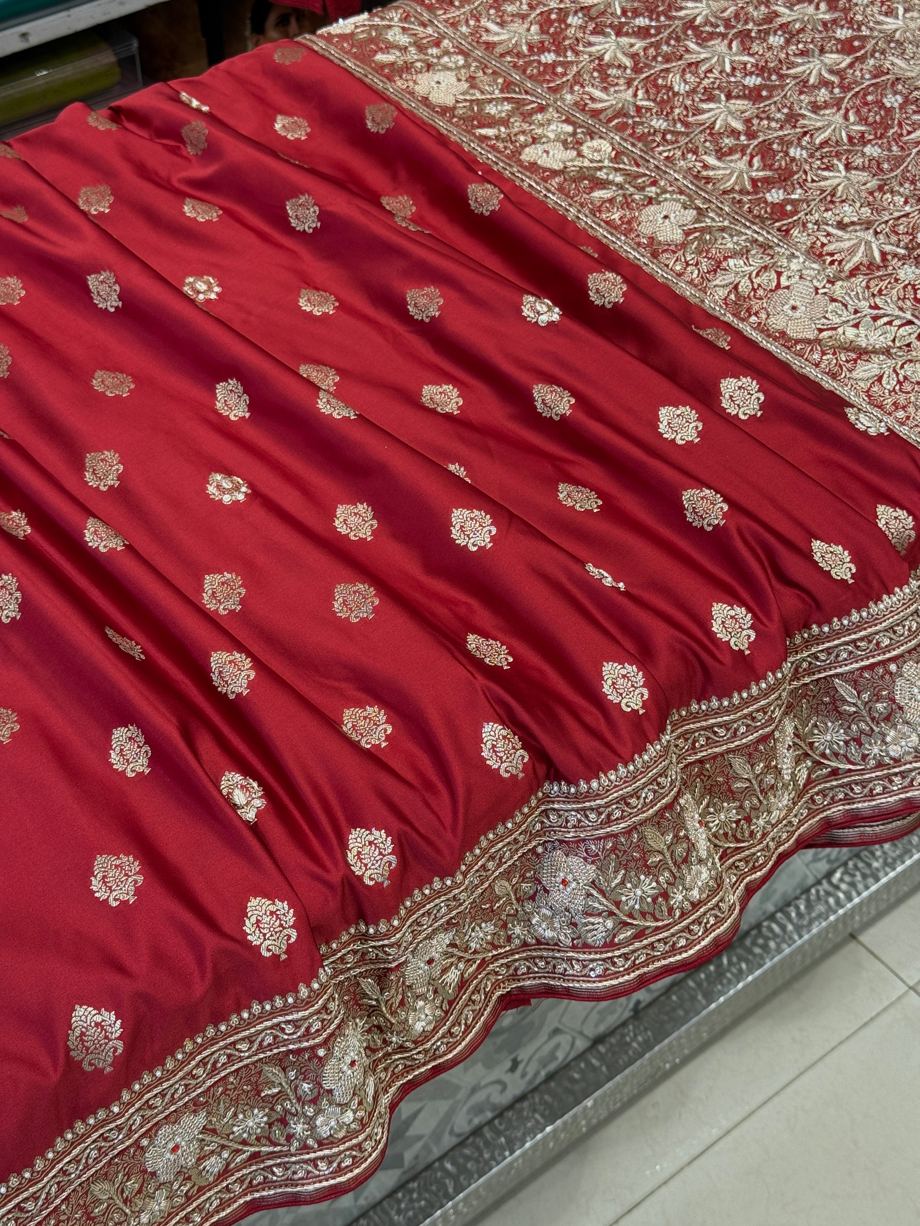 Maroon Banarasi Rose Border Zardozi Hand Embroidery Saree