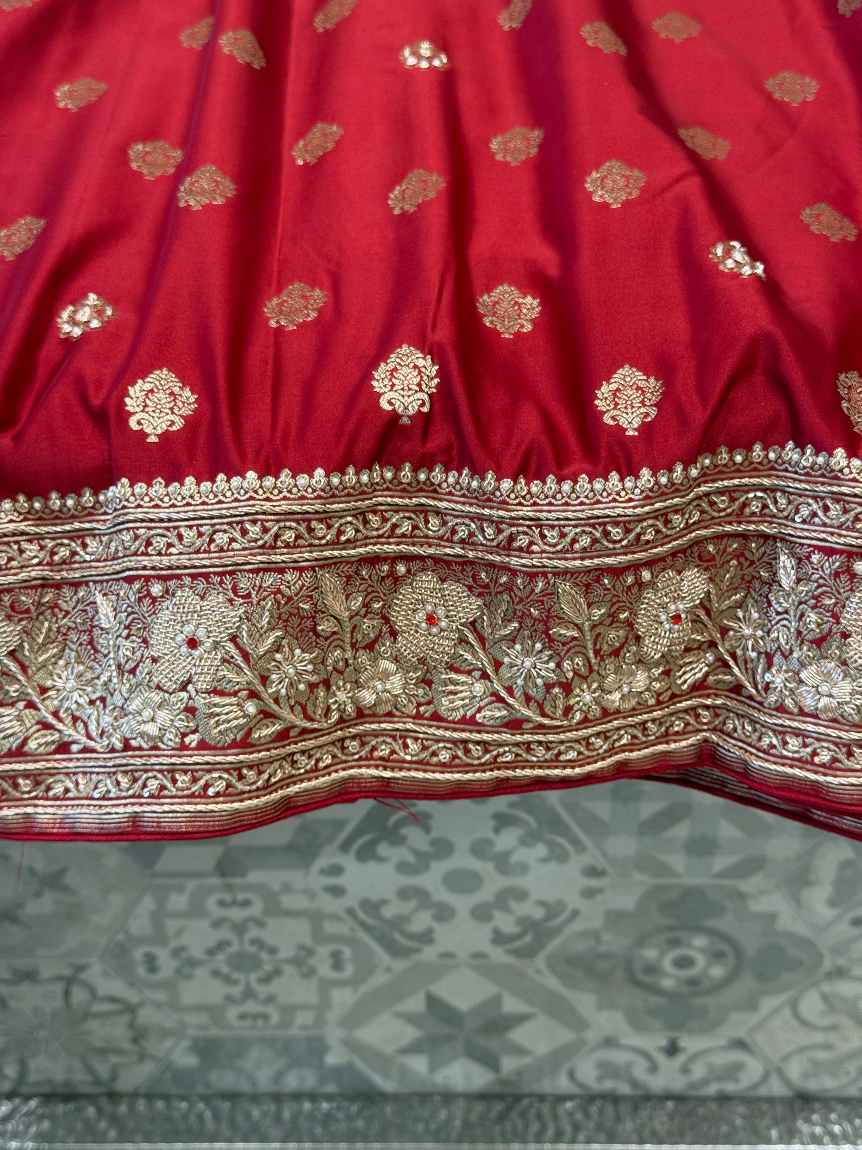Maroon Banarasi Rose Border Zardozi Hand Embroidery Saree
