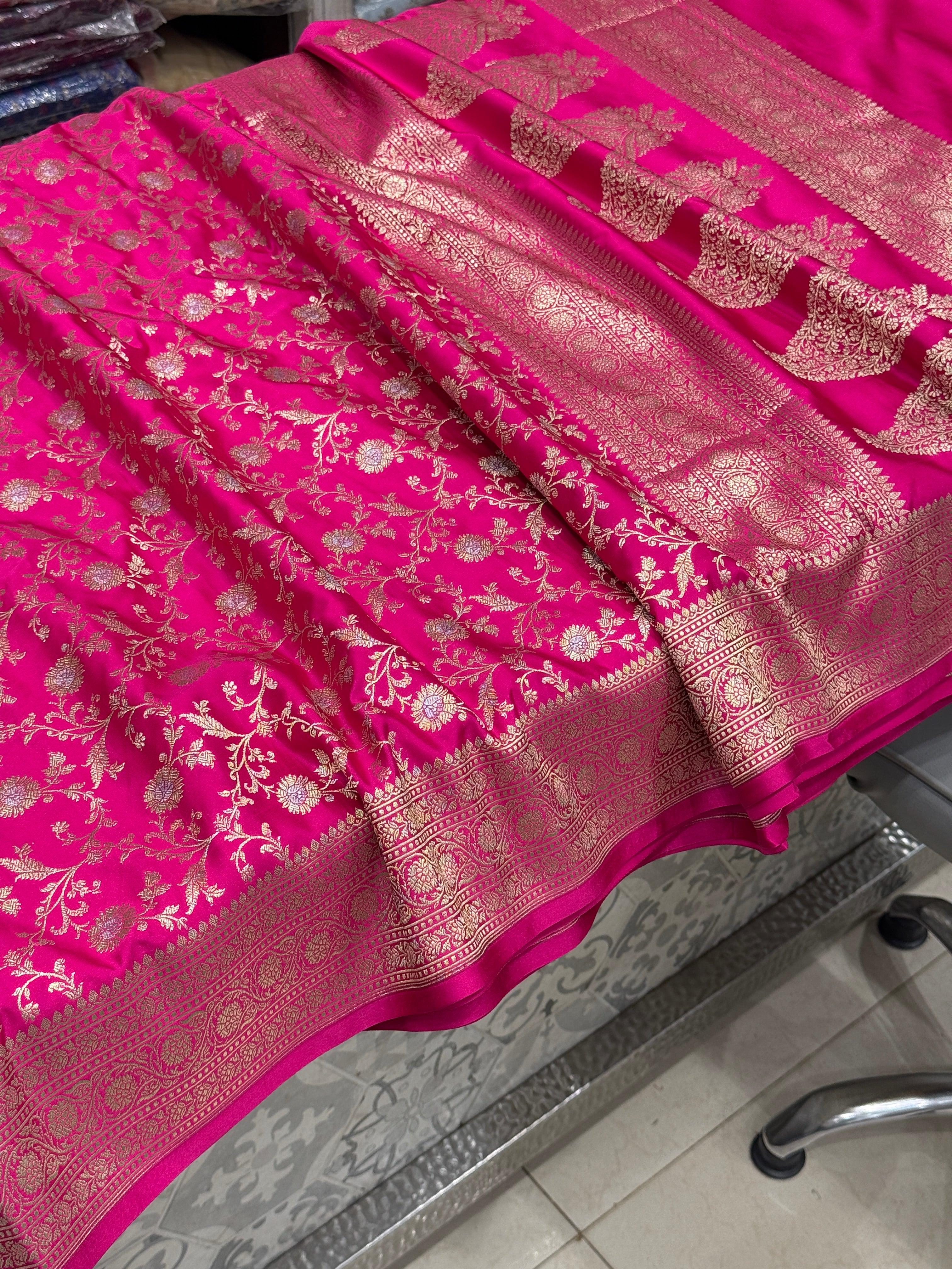 Rani Banarasi Sona Roopa Small Jaal Saree