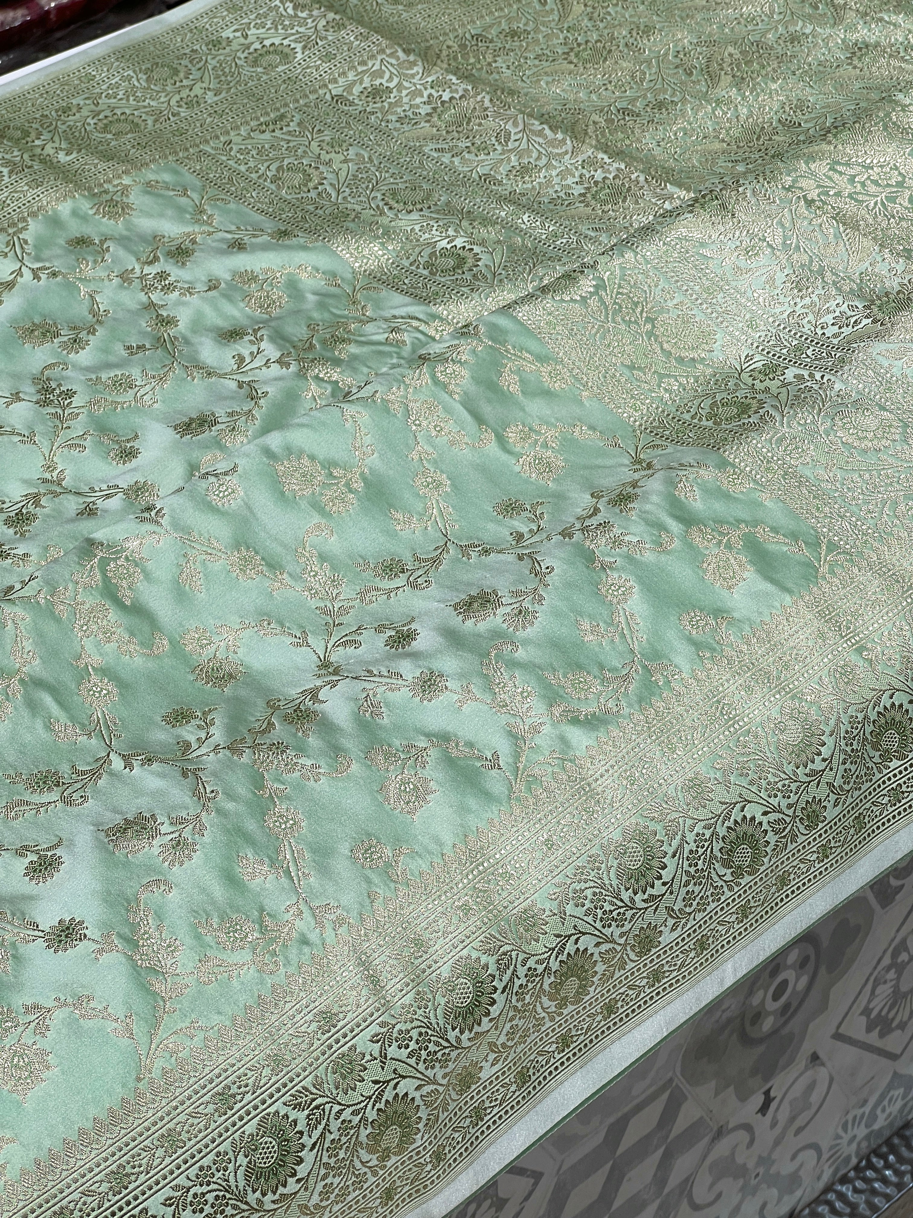 Pista Green Banarasi Silk Upside Down Border Saree