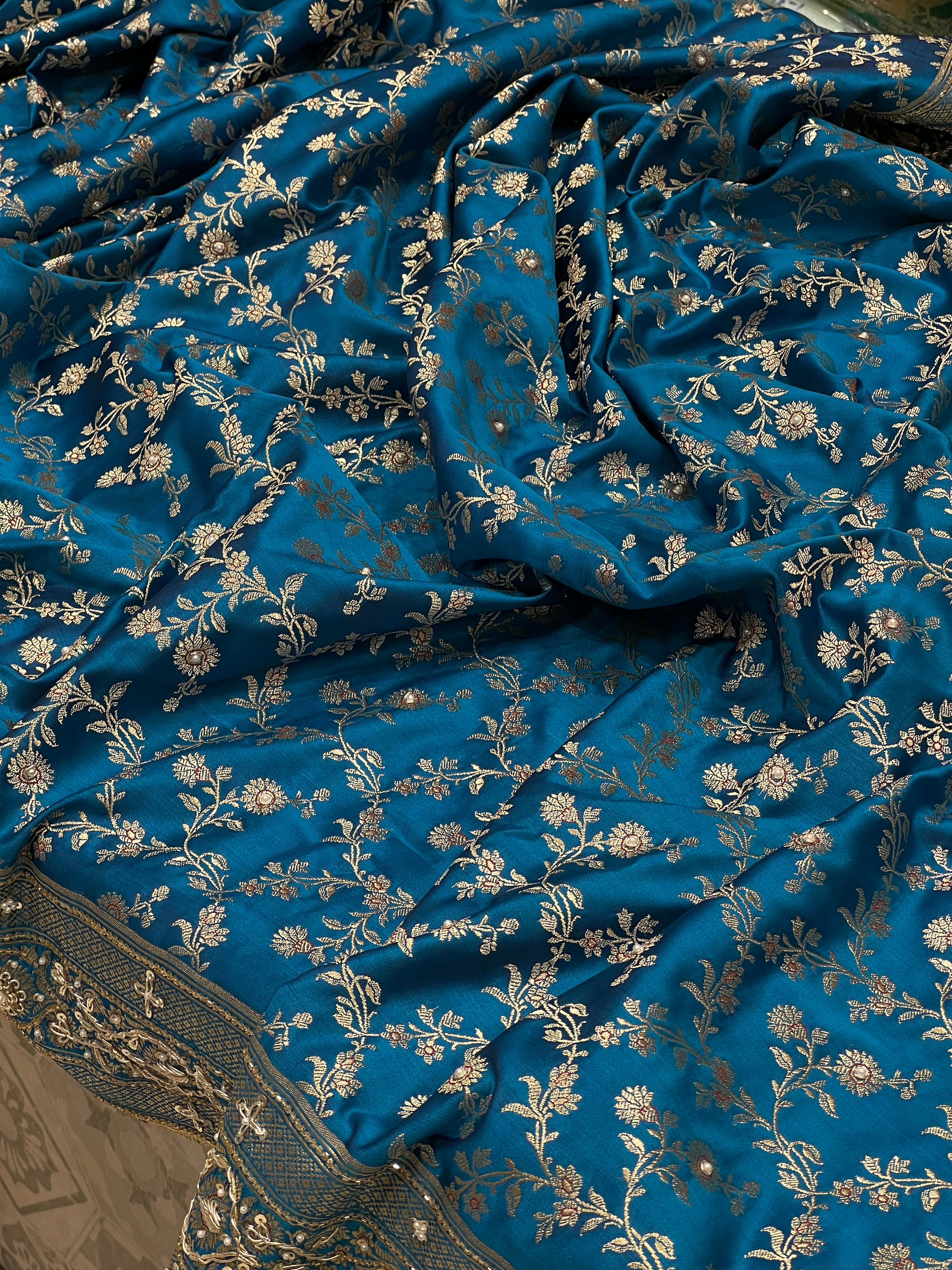 Blue Banarasi Silk Flower Border Zardozi Embroidery Saree