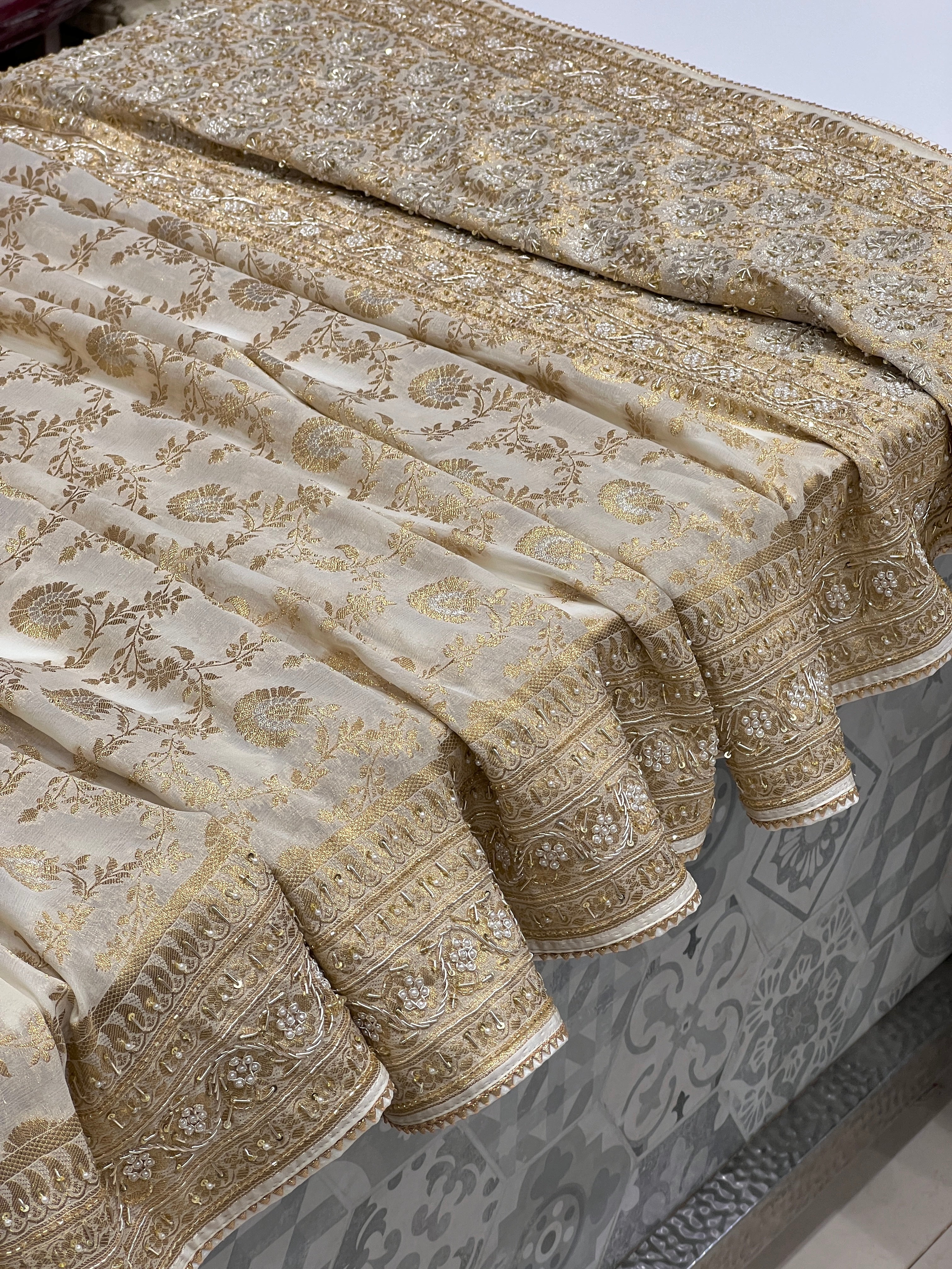 Beige Banarasi Georgette Jaal Zardozi Embroidery Saree