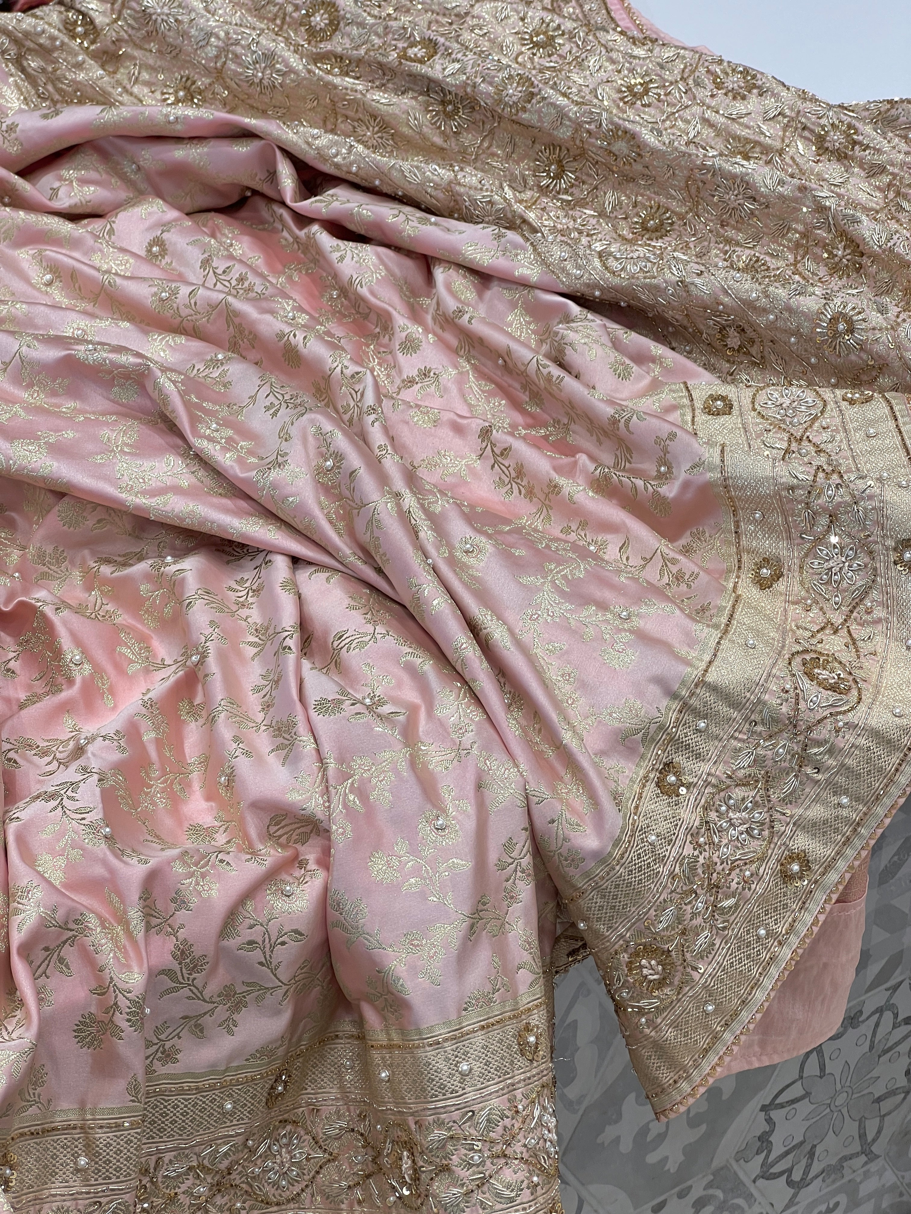 Pink Banarasi Flower Border Hand Embroidery Saree