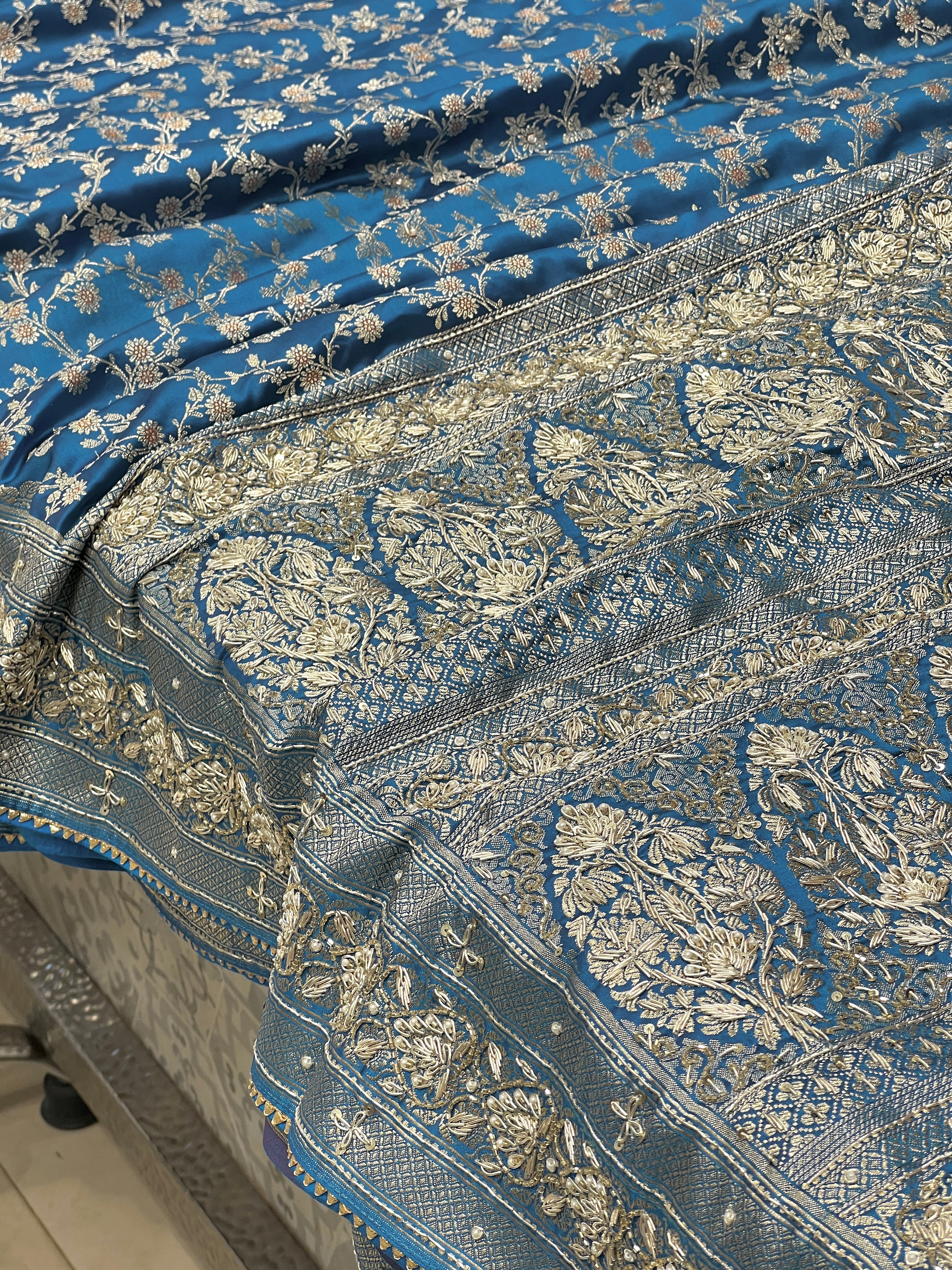 Blue Banarasi Heart Border Hand Embroidery Saree