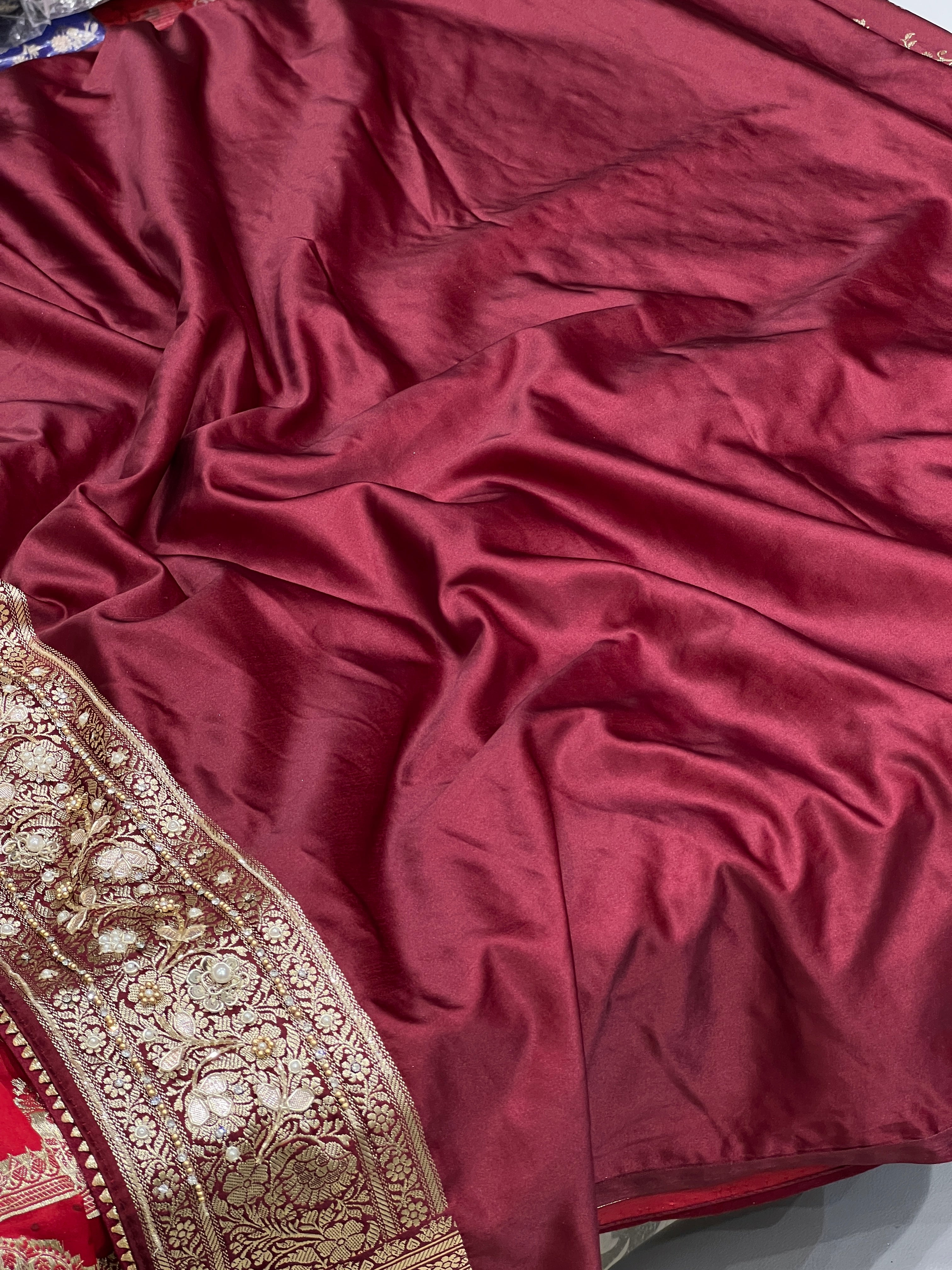 Brown Banarasi Silk Crown Border Hand Embroidery Saree