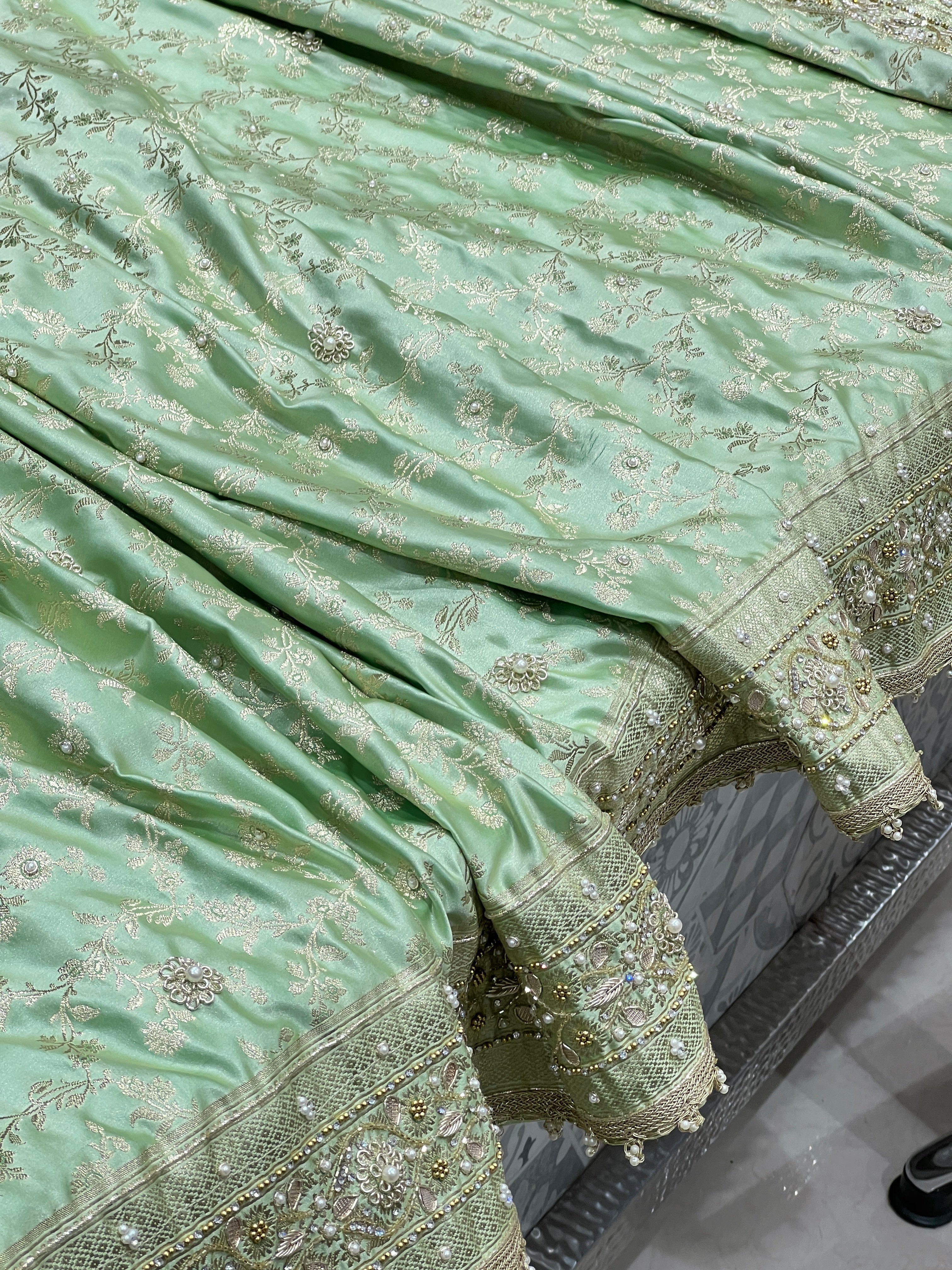 Green Banarasi Silk Flower Hand Embroidery Saree