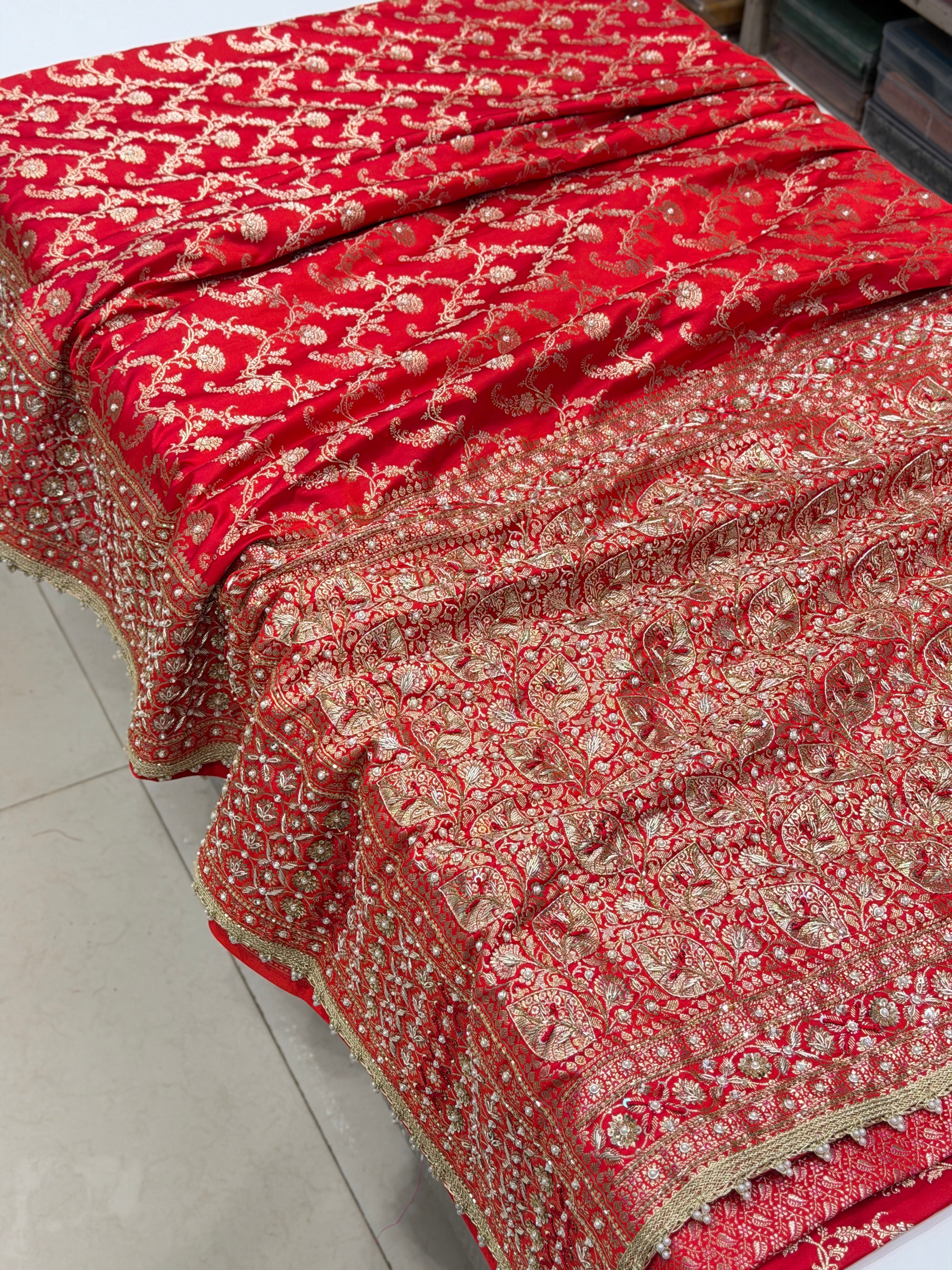 Red Banarasi Silk Leaf Pallu Zardozi Hand Embroidery Saree