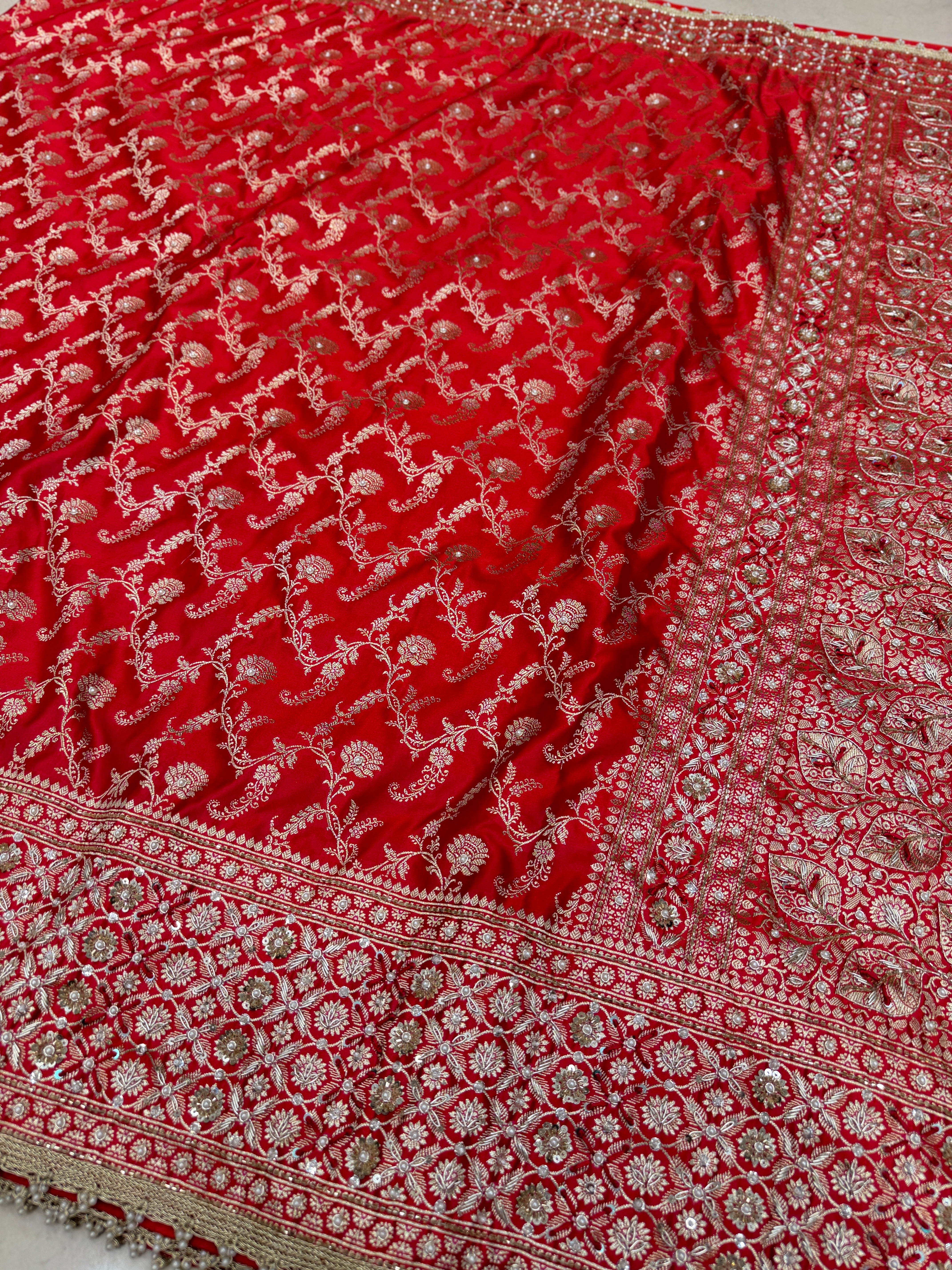 Red Banarasi Silk Leaf Pallu Zardozi Hand Embroidery Saree