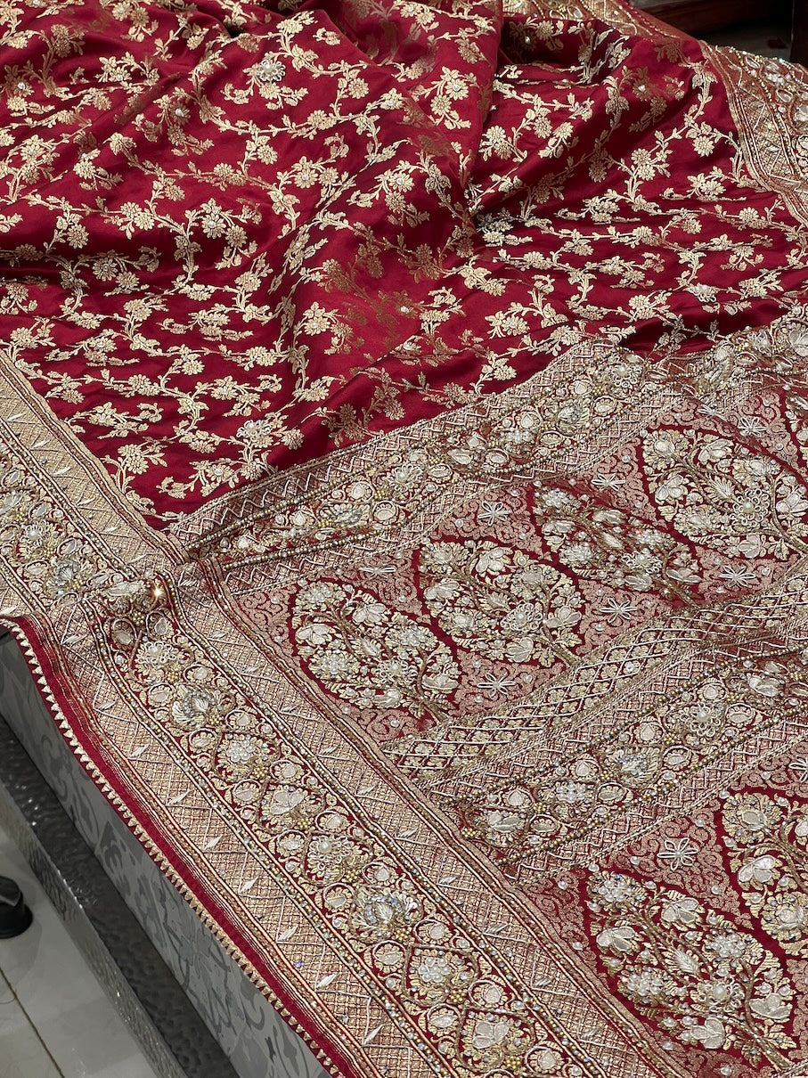 Maroon Banarasi Silk Heart Border Embroidery Saree