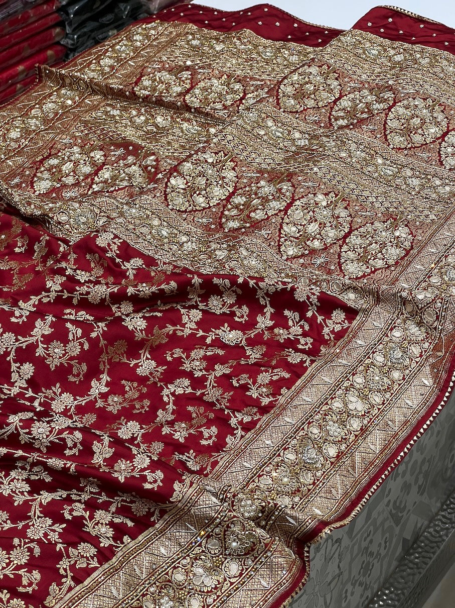 Maroon Banarasi Silk Heart Border Embroidery Saree