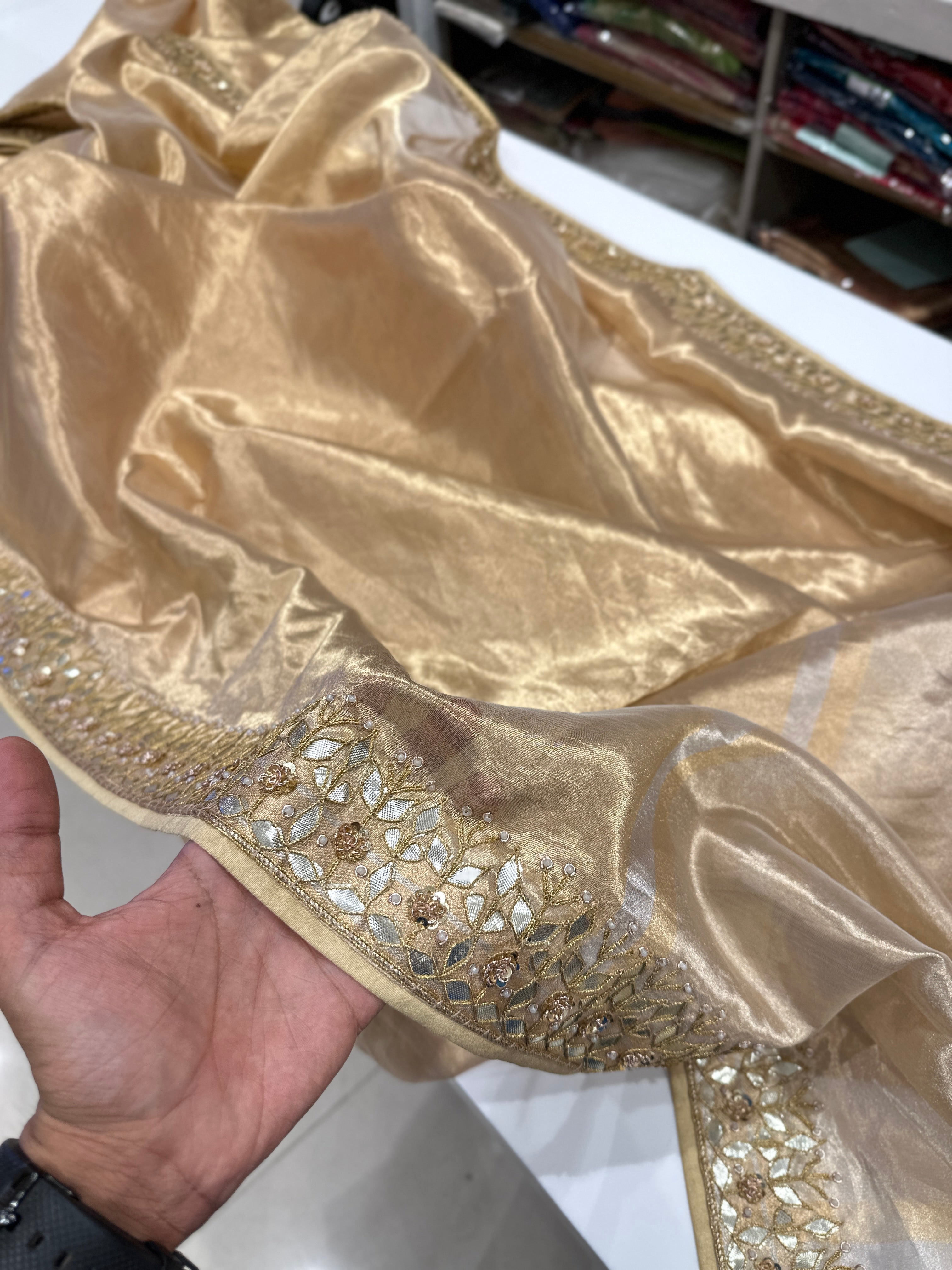 Handloom Golden Tissue Gotapatti Border Saree