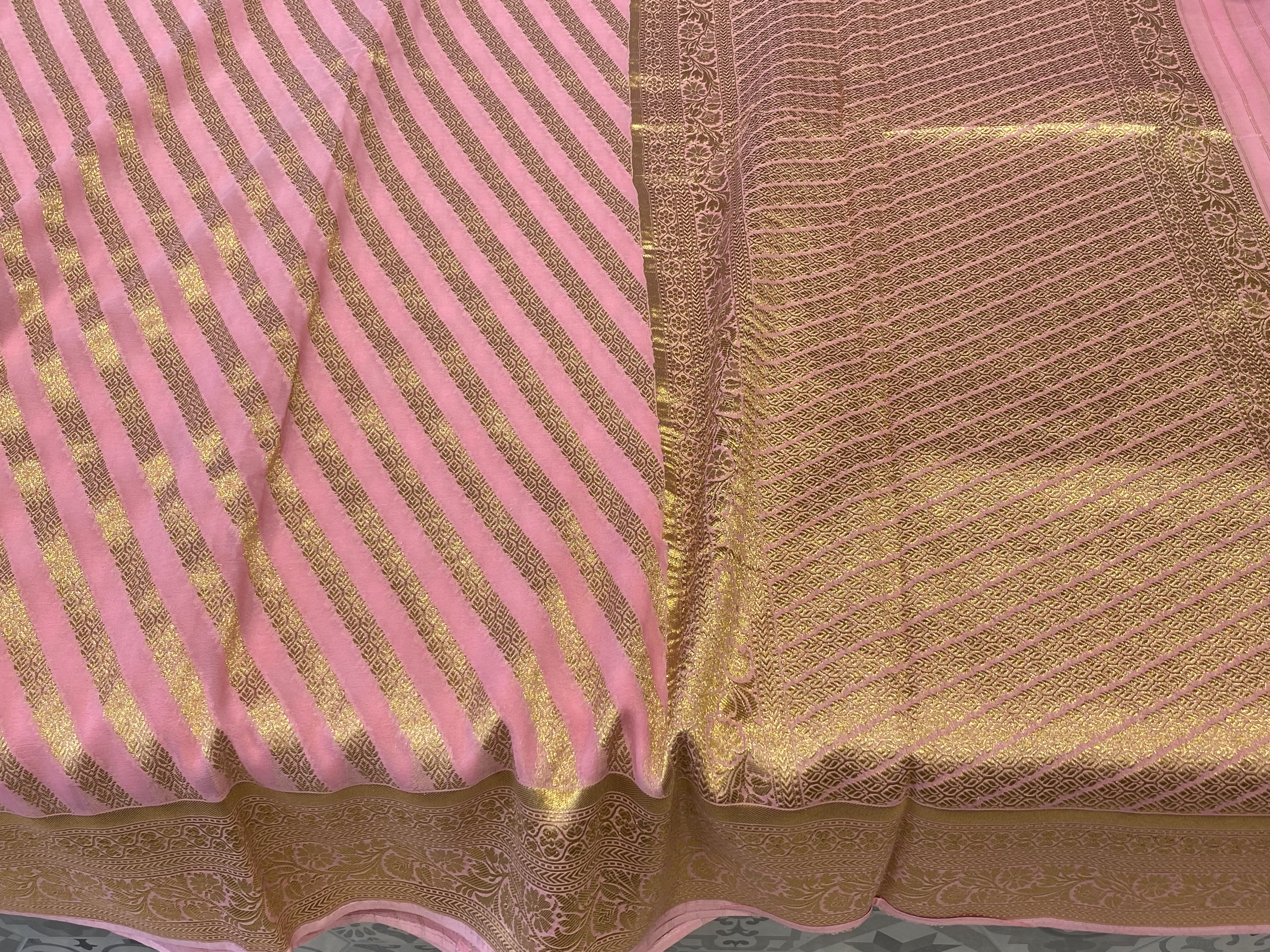 Pink Leheriya Banarasi Khaddi Georgette Saree
