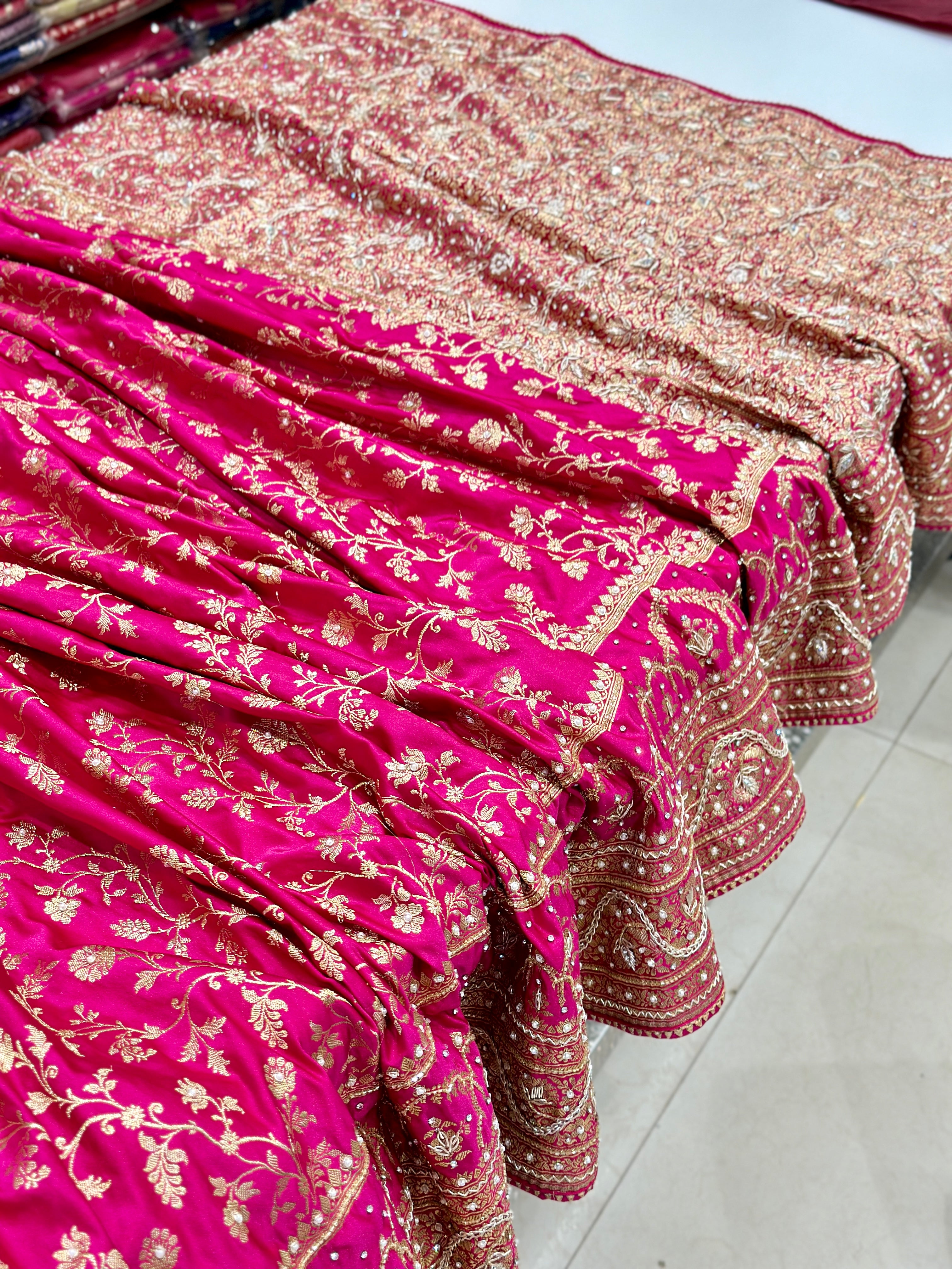 Rani Banarasi Hand Zardosi Chain Embroidery