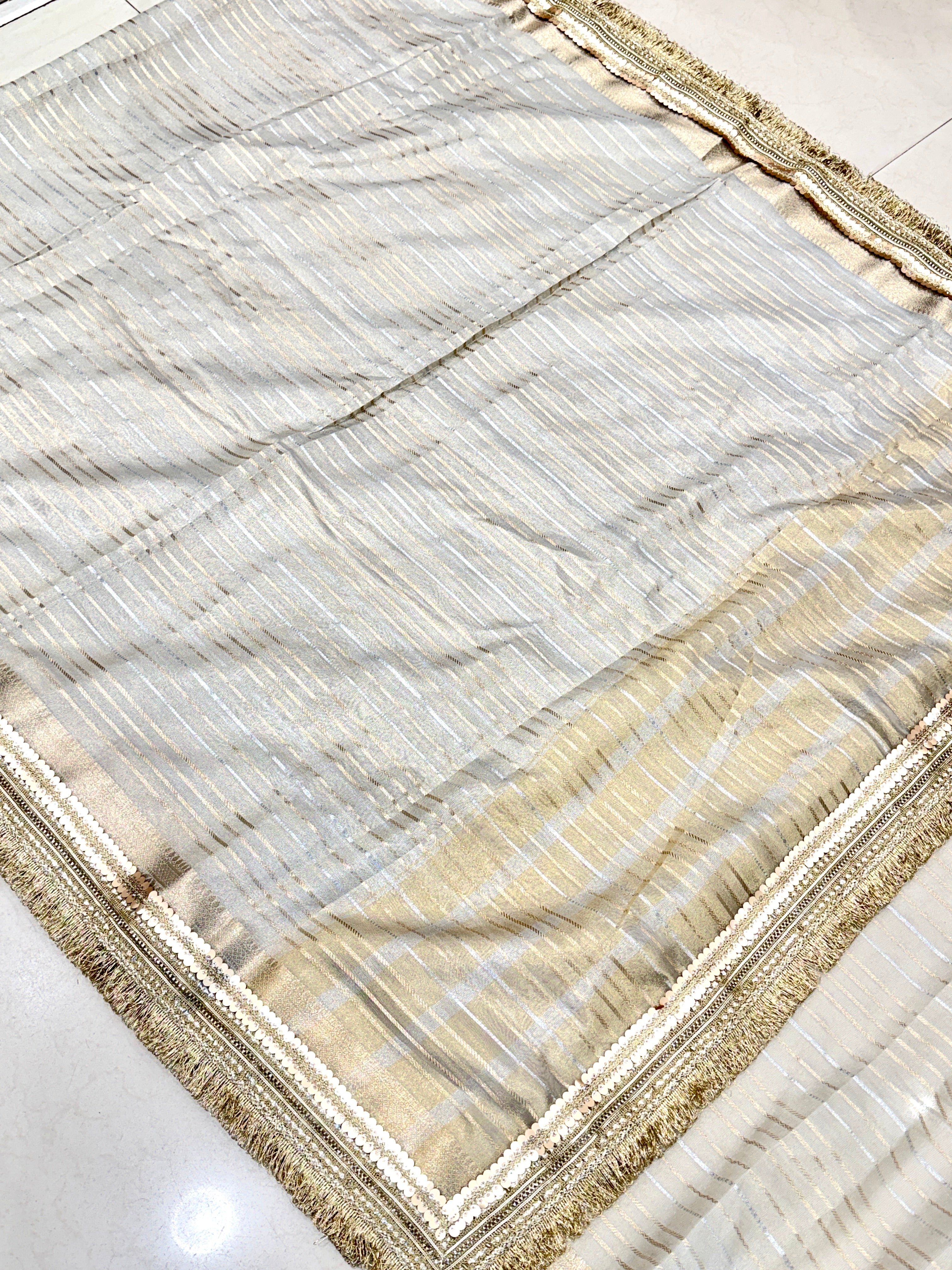 Tissue Contemporary Weave Saree Maharani Lace Contrasting Blouse