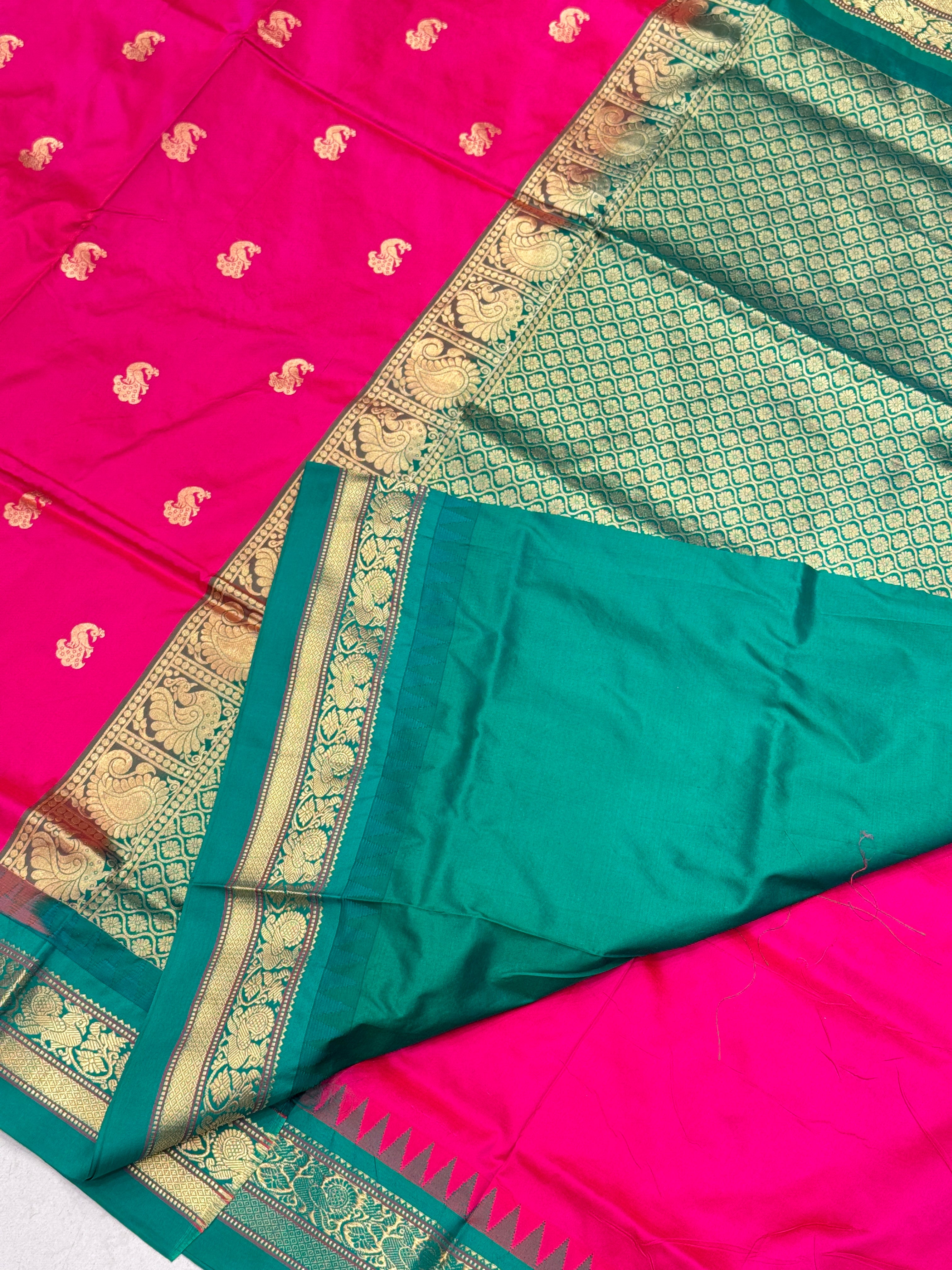 Rani Green Pure Silk Paithani Saree