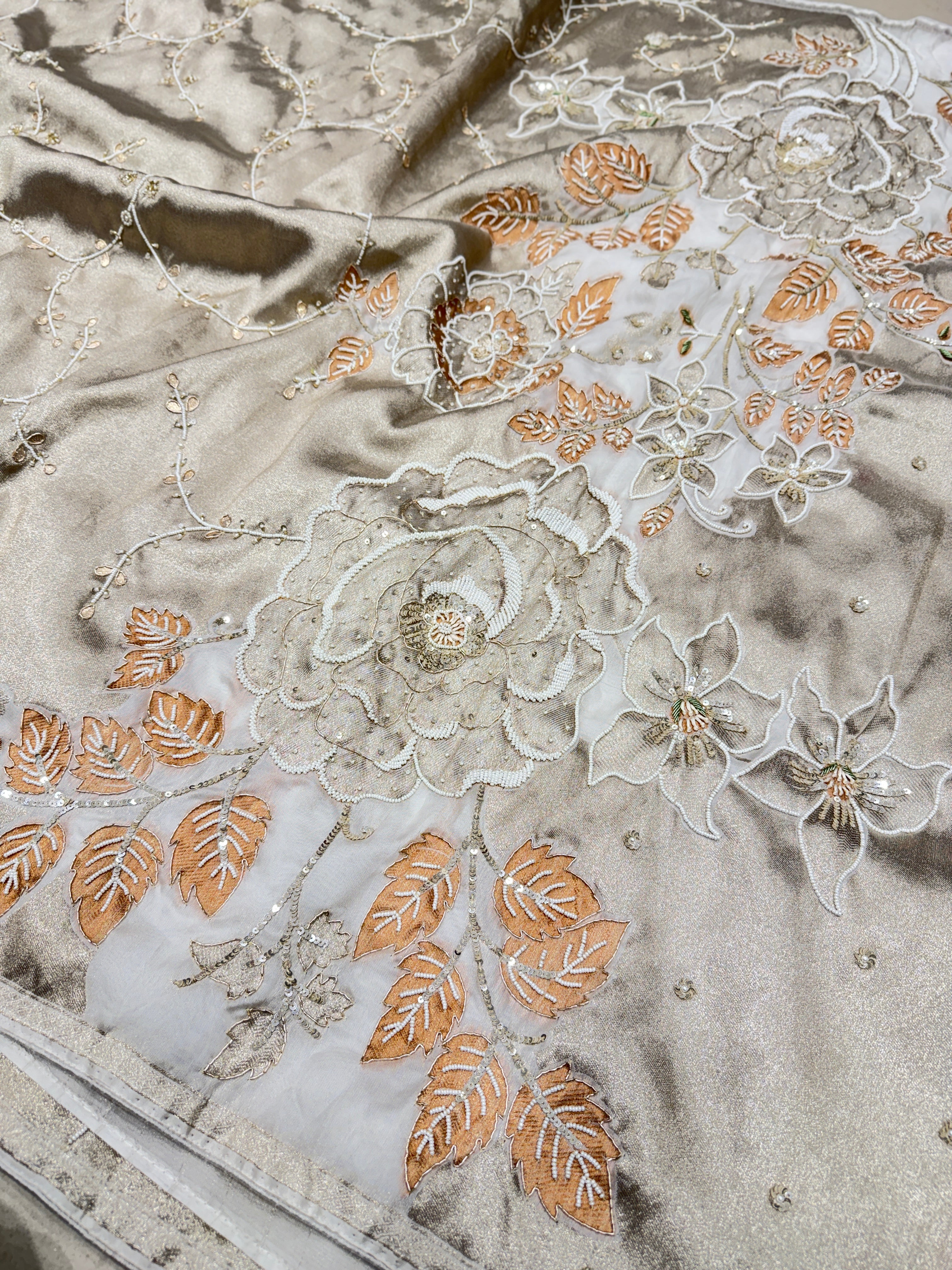 Silver Tissue Floral Pallu Zardosi Embroidery Saree