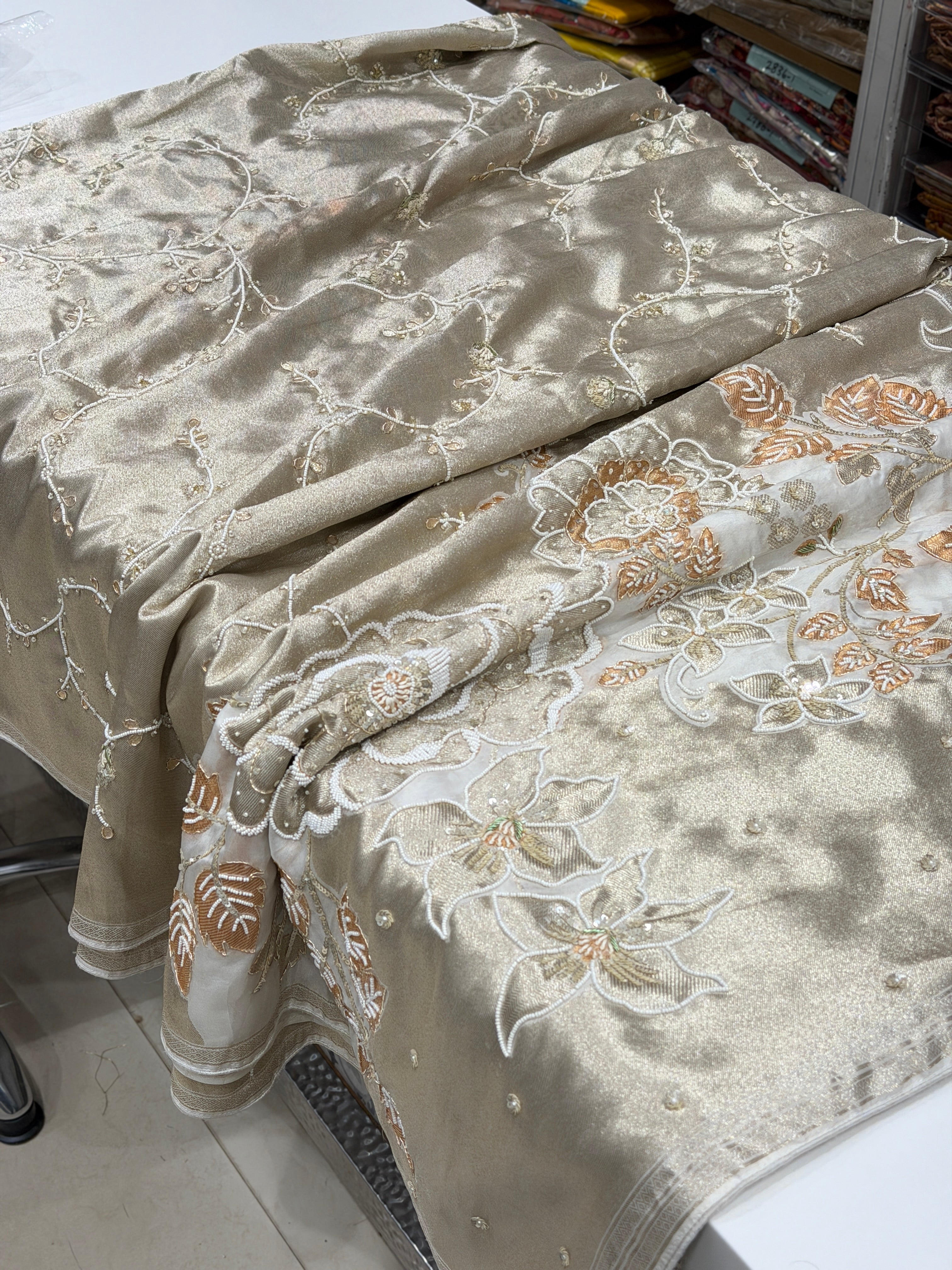 Silver Tissue Floral Pallu Zardosi Embroidery Saree